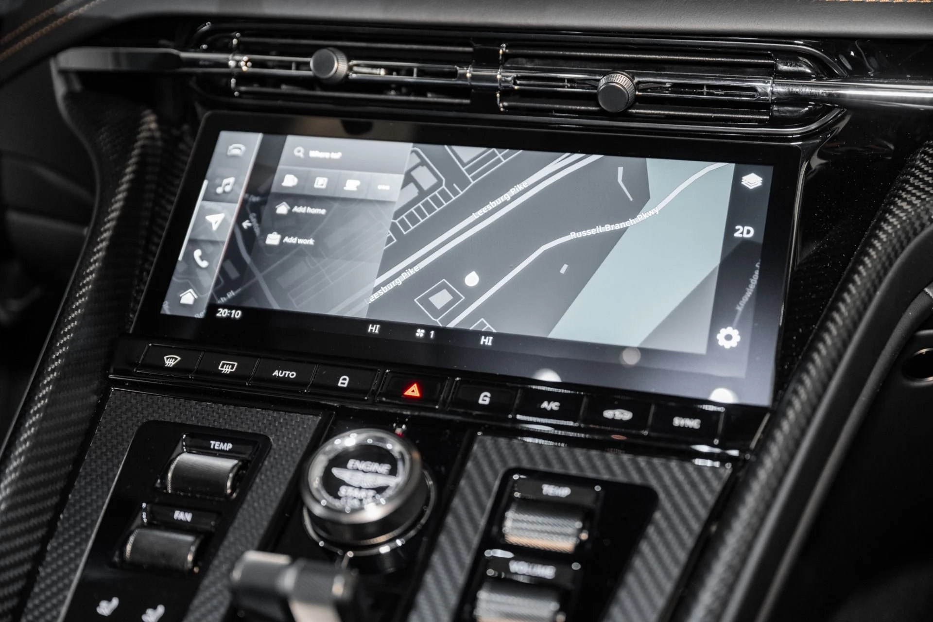 mph022_4232519122_Used_2025_Aston_Martin_DB_12_Coupe_1742566094_b4ba27c77c