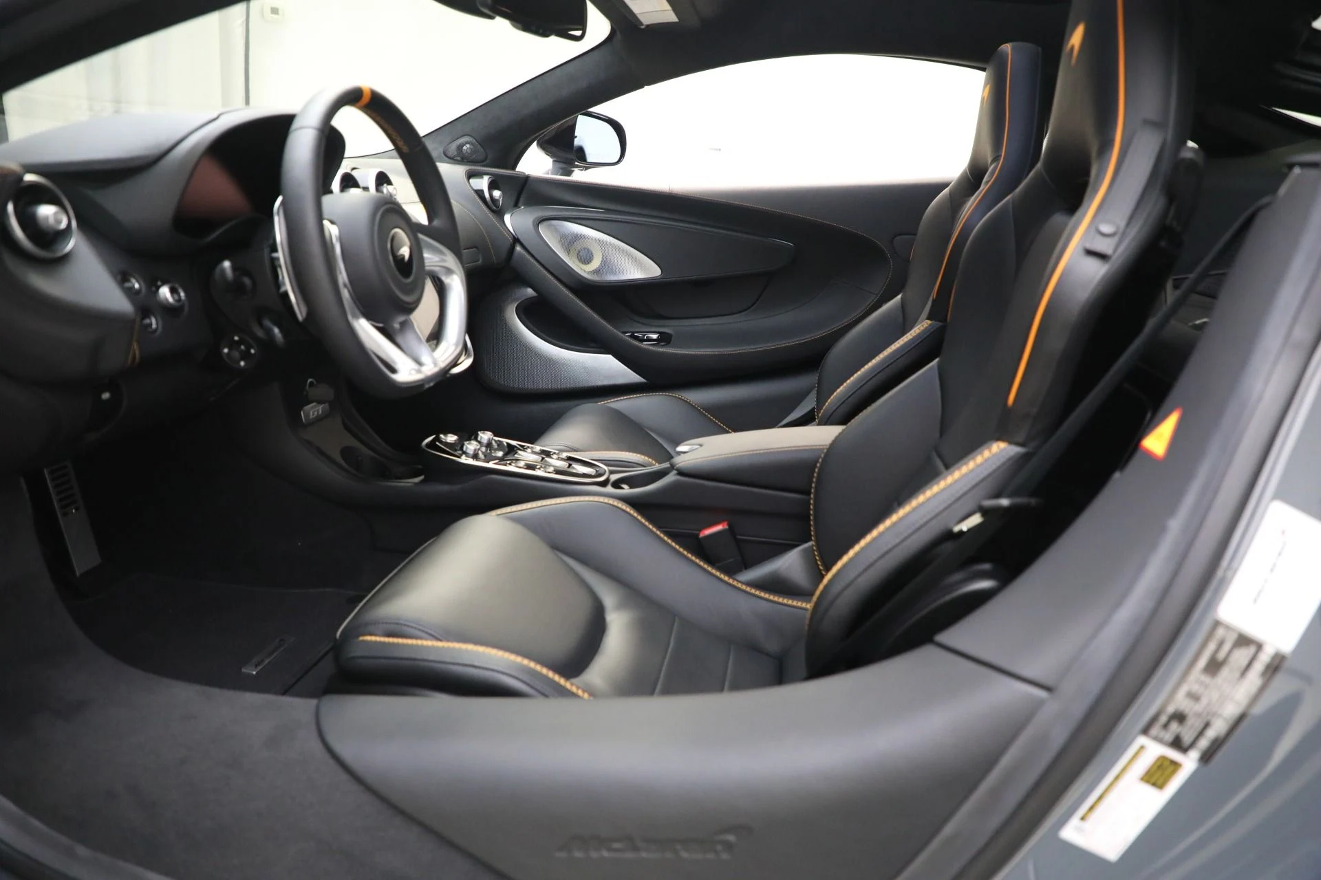 mph022_4245445547_Used_2023_Mc_Laren_GT_Luxe_c613eb376e