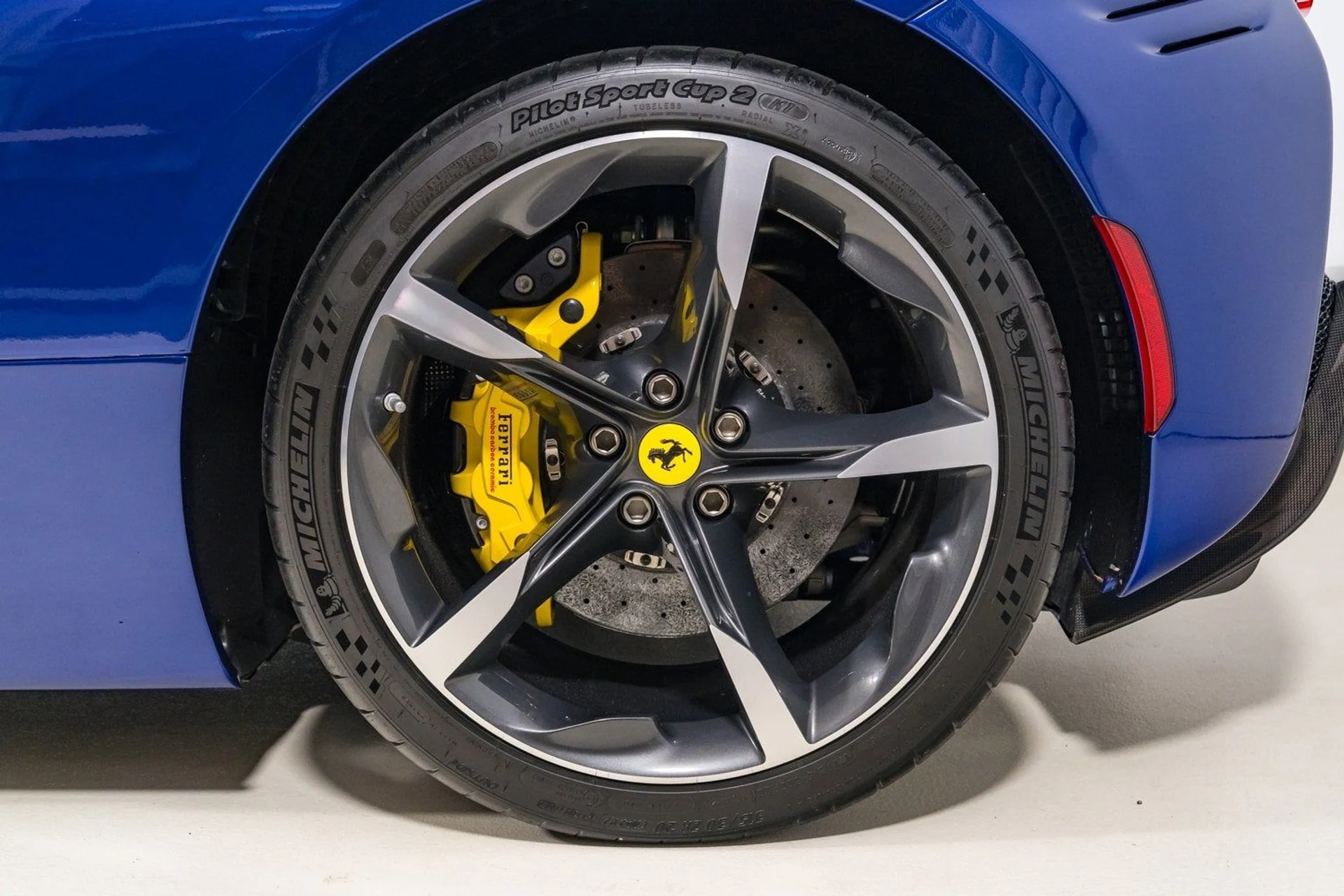 mph022_4246570855_40e2ae0f998642c2a075c77b4b3416e1_147e92757c