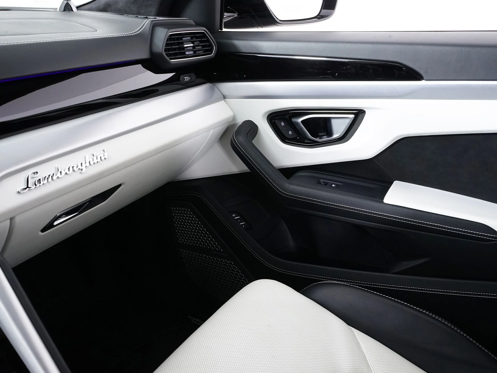 mph022_4249015486_35436938aa9784c2a53d49b553280b1ex_3859e5462f