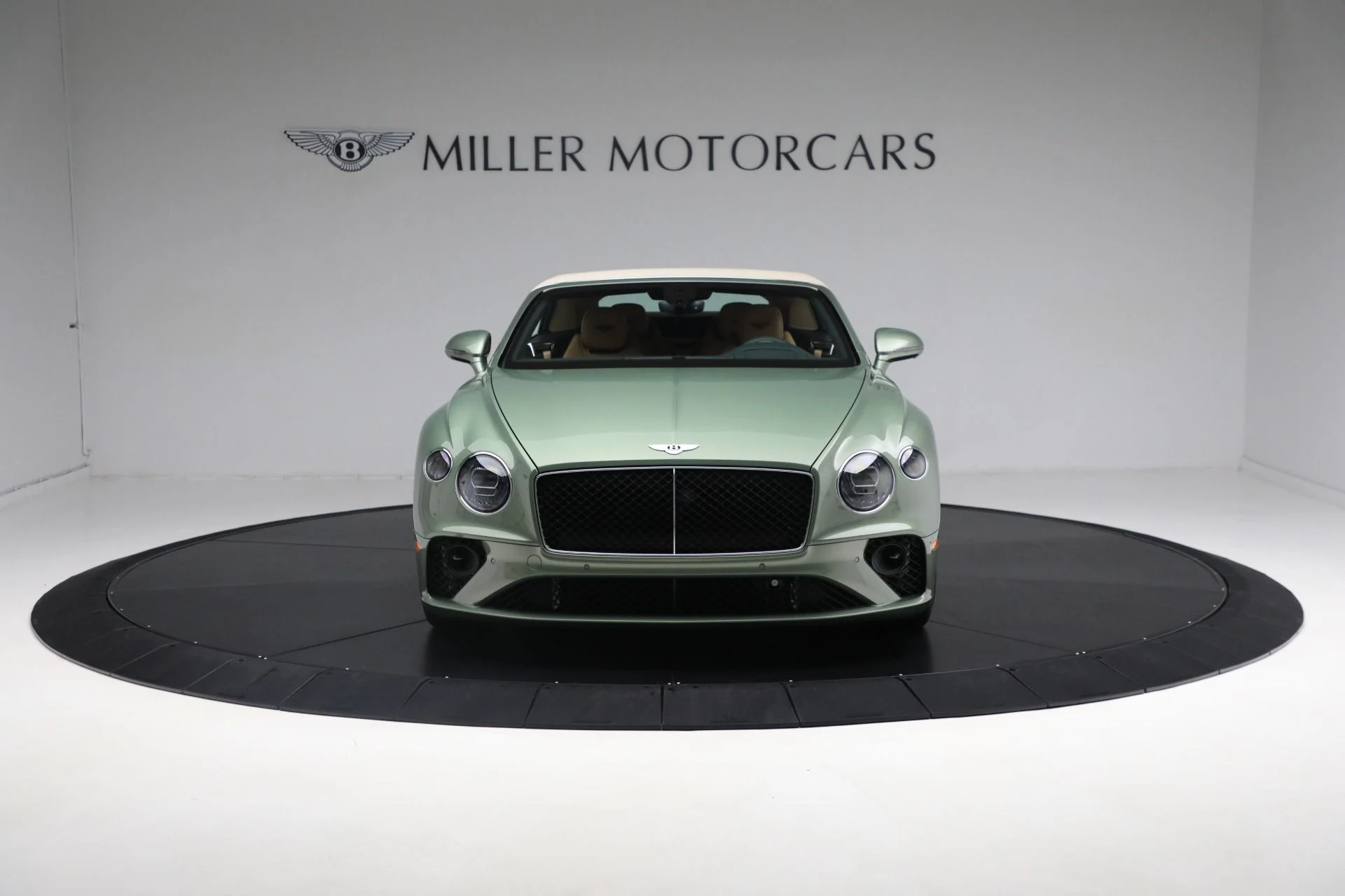 mph022_4250925233_New_2024_Bentley_Continental_GTC_V8_cfcd393f13