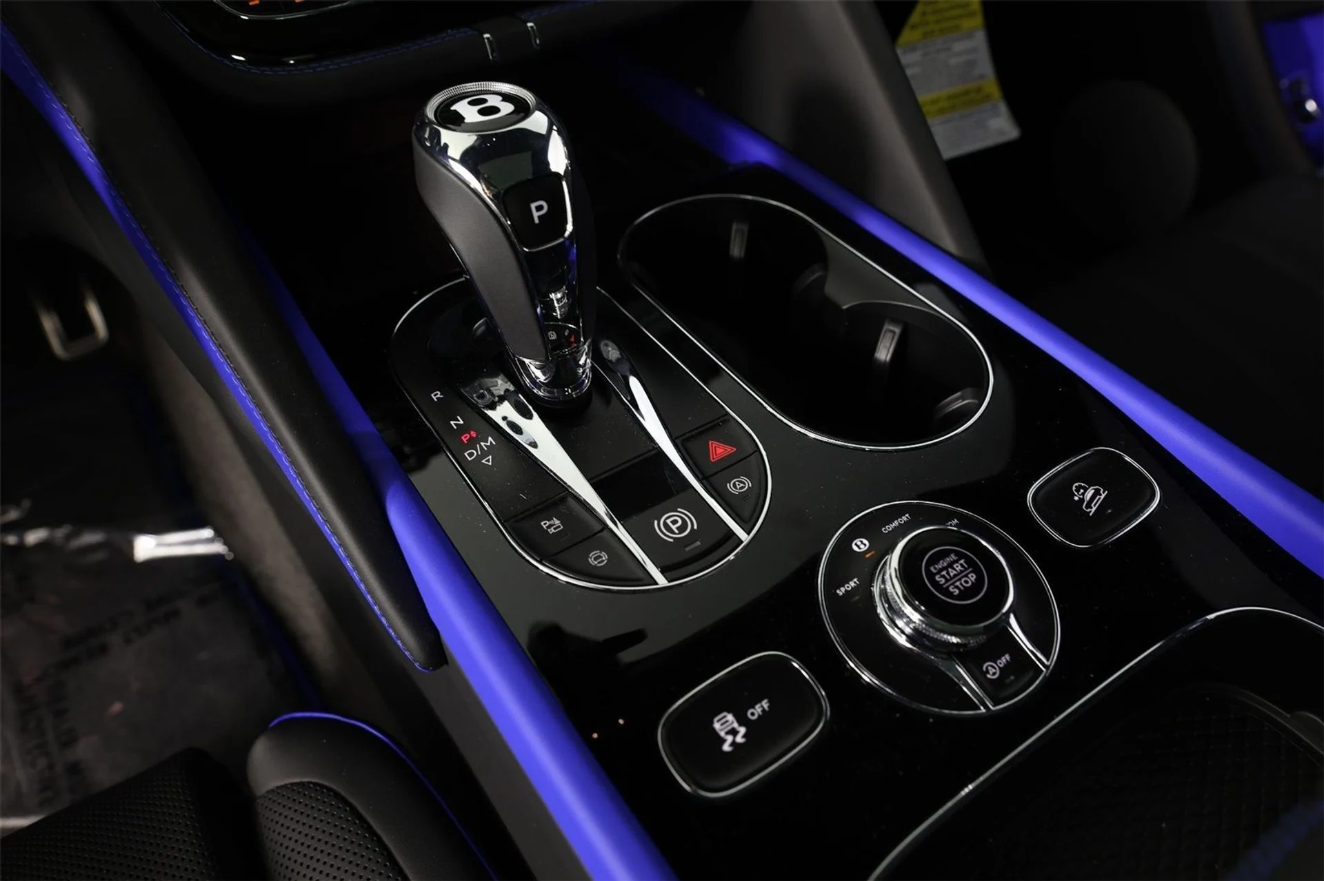 mph022_4252055269_5f2e38dffec7715496384d3cb0af7cdb_cd09363287