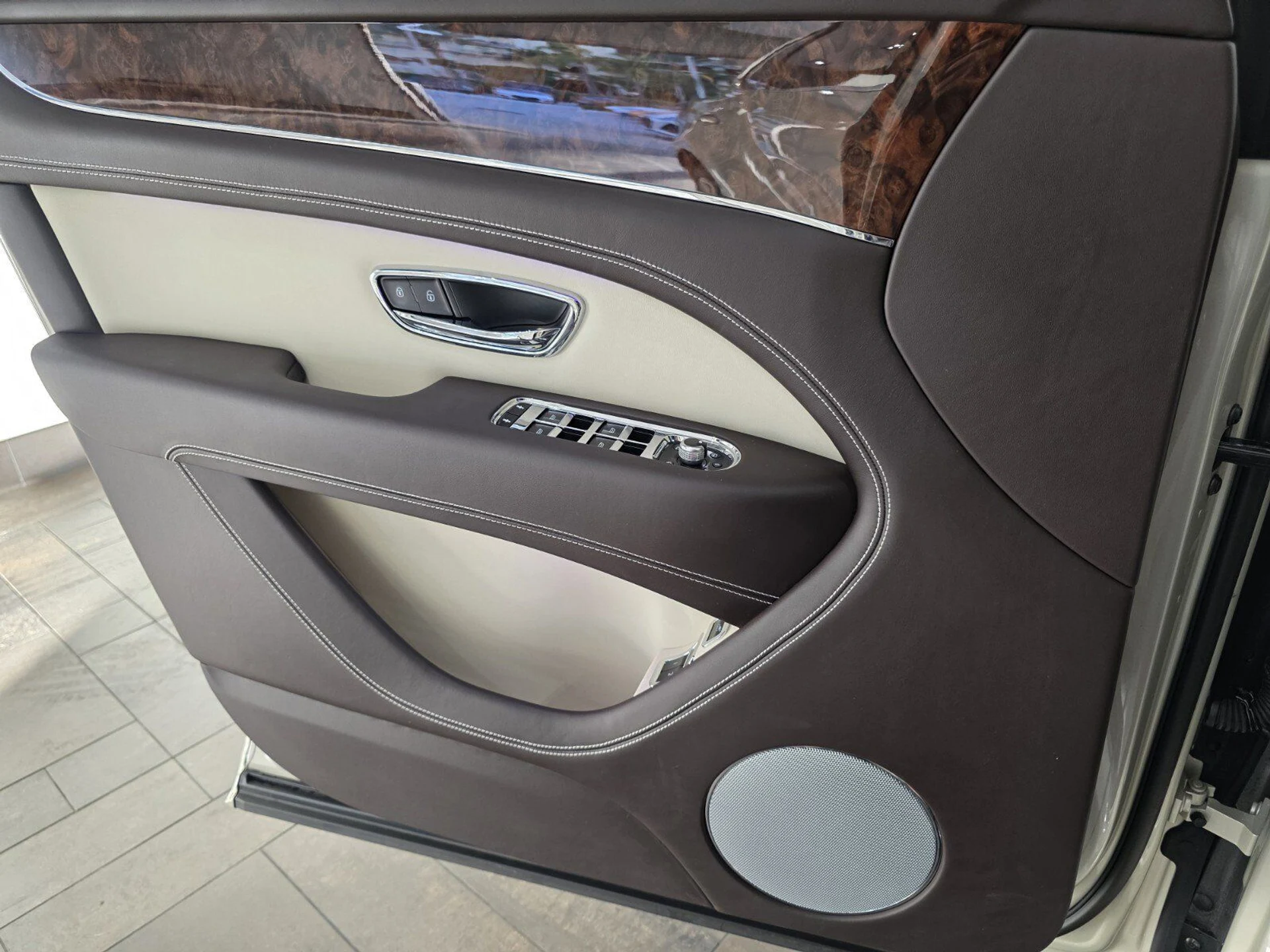 mph022_4256017181_43a6c0ba571f996964021b2499ffc79a_a773c903da