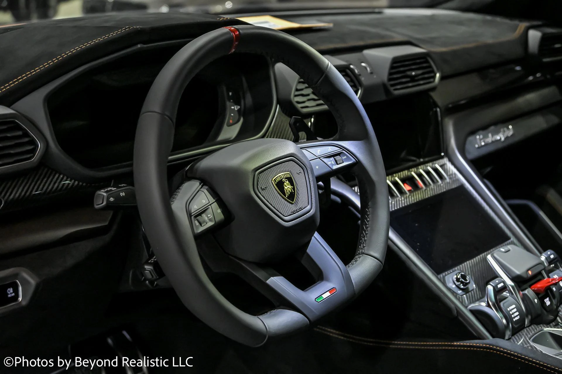 mph022_4260485099_Used_2024_Lamborghini_Urus_Performante_1765964557_615549d01e