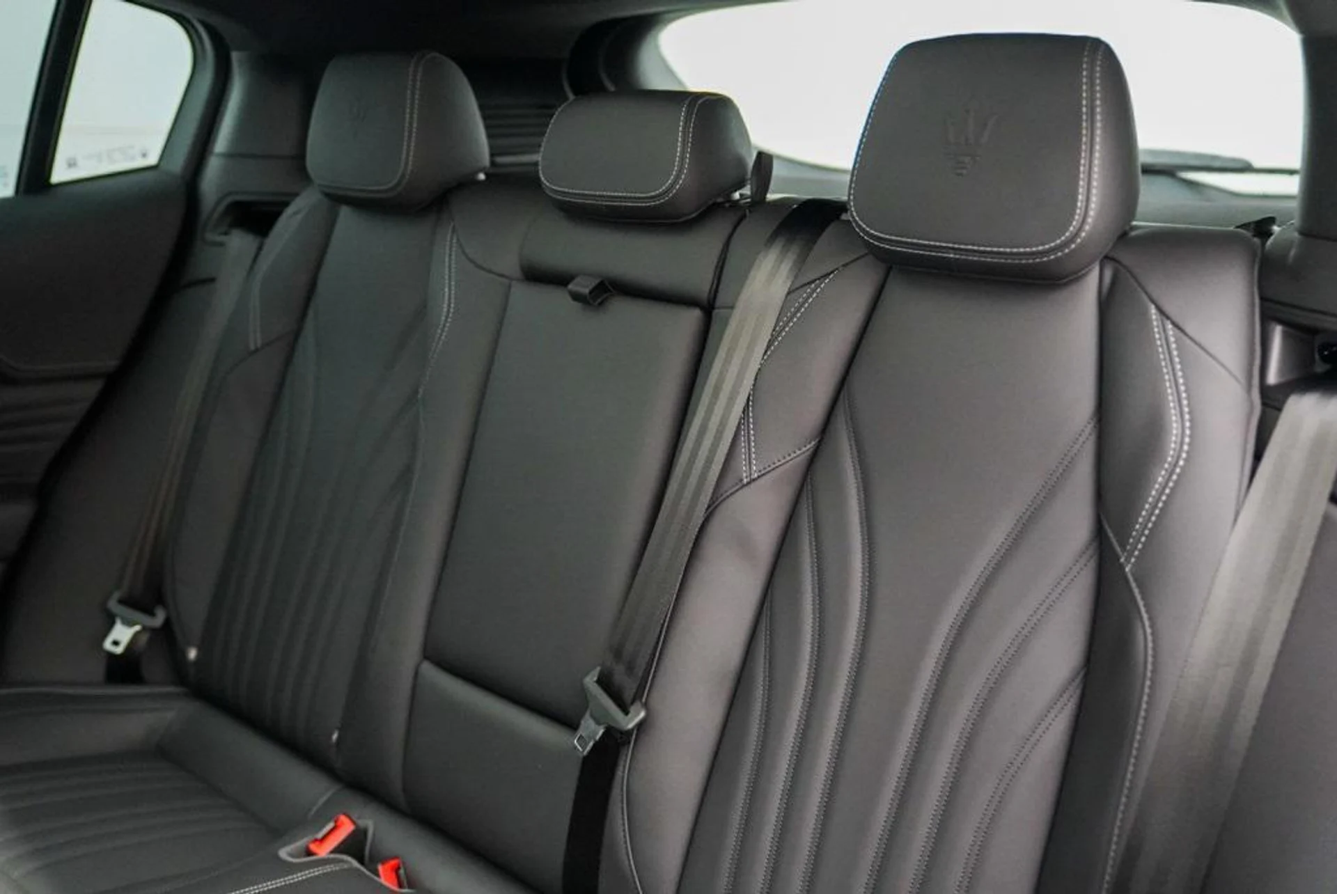 mph022_426070356_ayc_Eq_Y_Yh_Ok7i_L_Qk6h_Bw_Dm_F_Qe_fw_0e60f99705