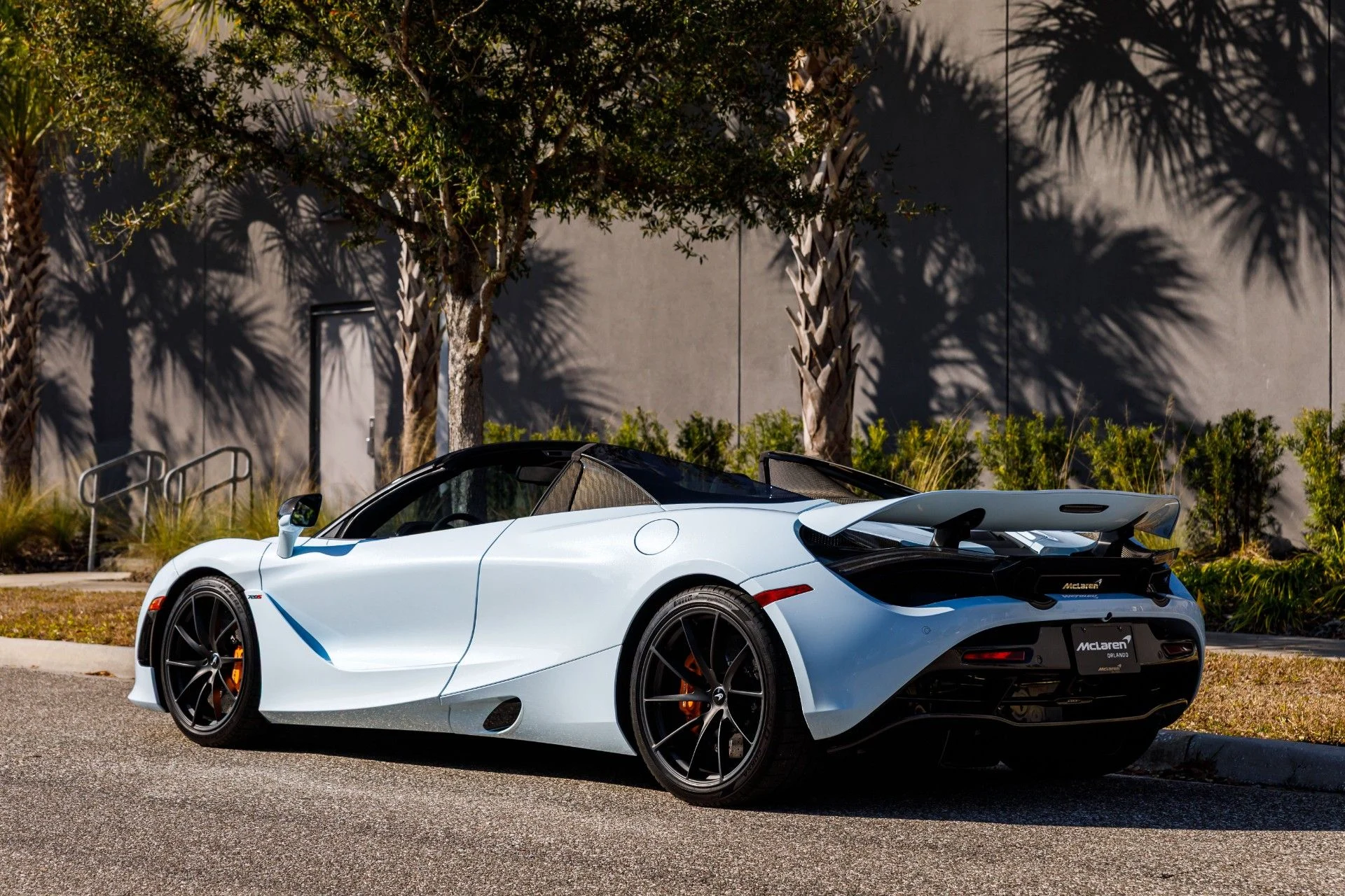 mph022_426188523_654_p23_l_c0775d21f0