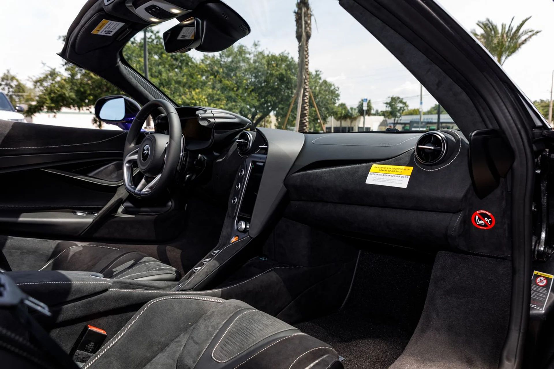 mph022_4265987875_590_p23_l_d89b6b4787