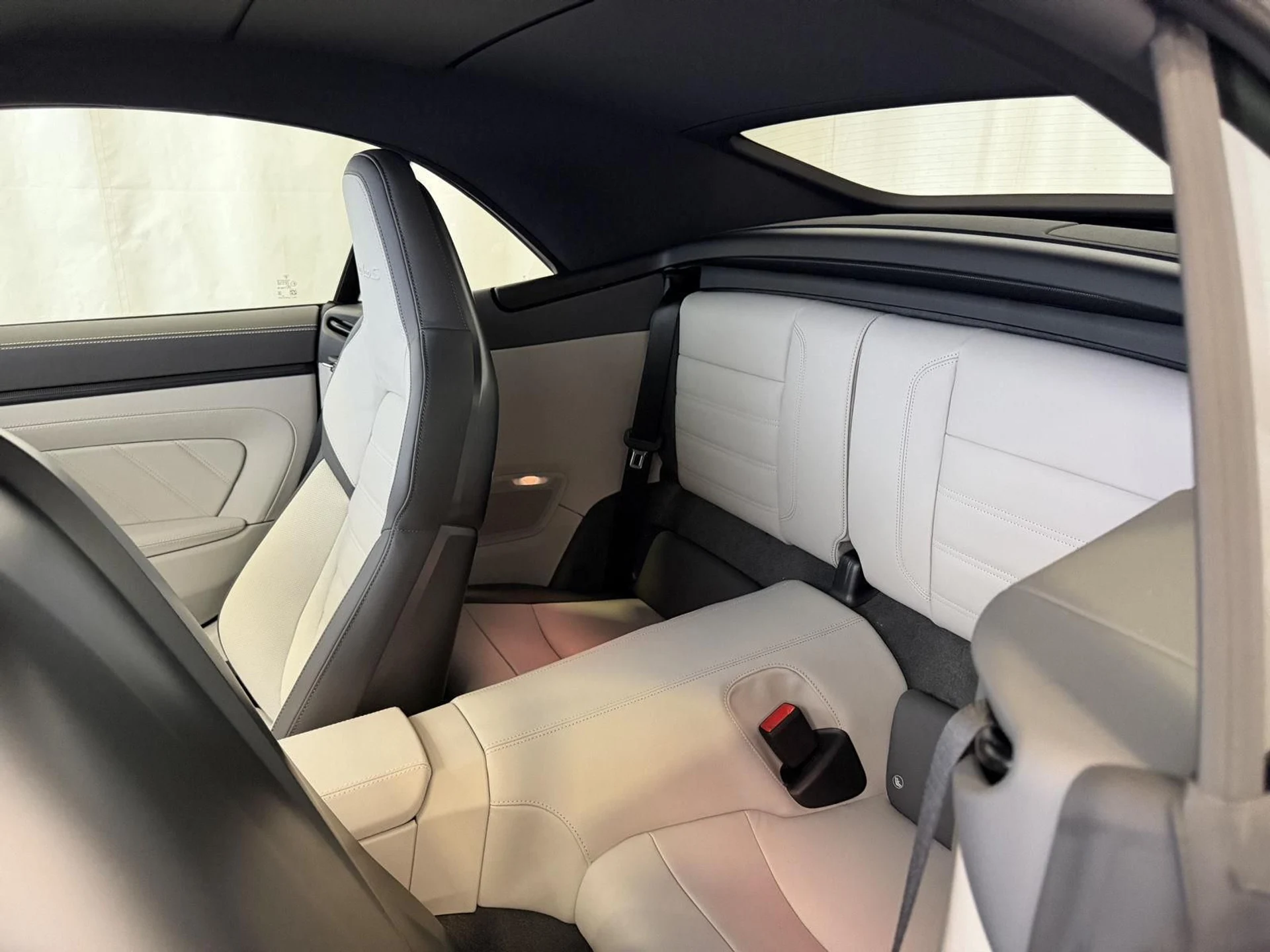 mph022_4271582173_da2556d4f7e99795b5dc05aef1c58ab1x_be945fc0a6