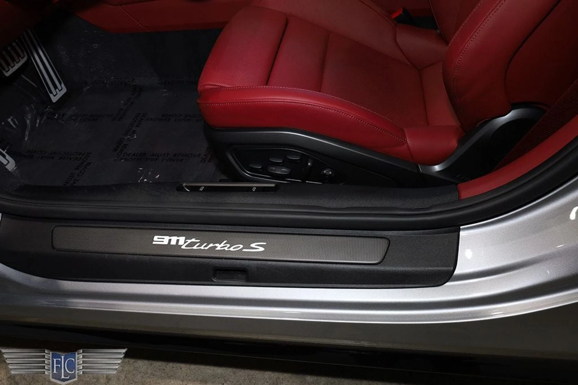 mph022_4272418266_used_2024_porsche_911_turboscabriolet_9689_22937048_23_1024_c342c614ae