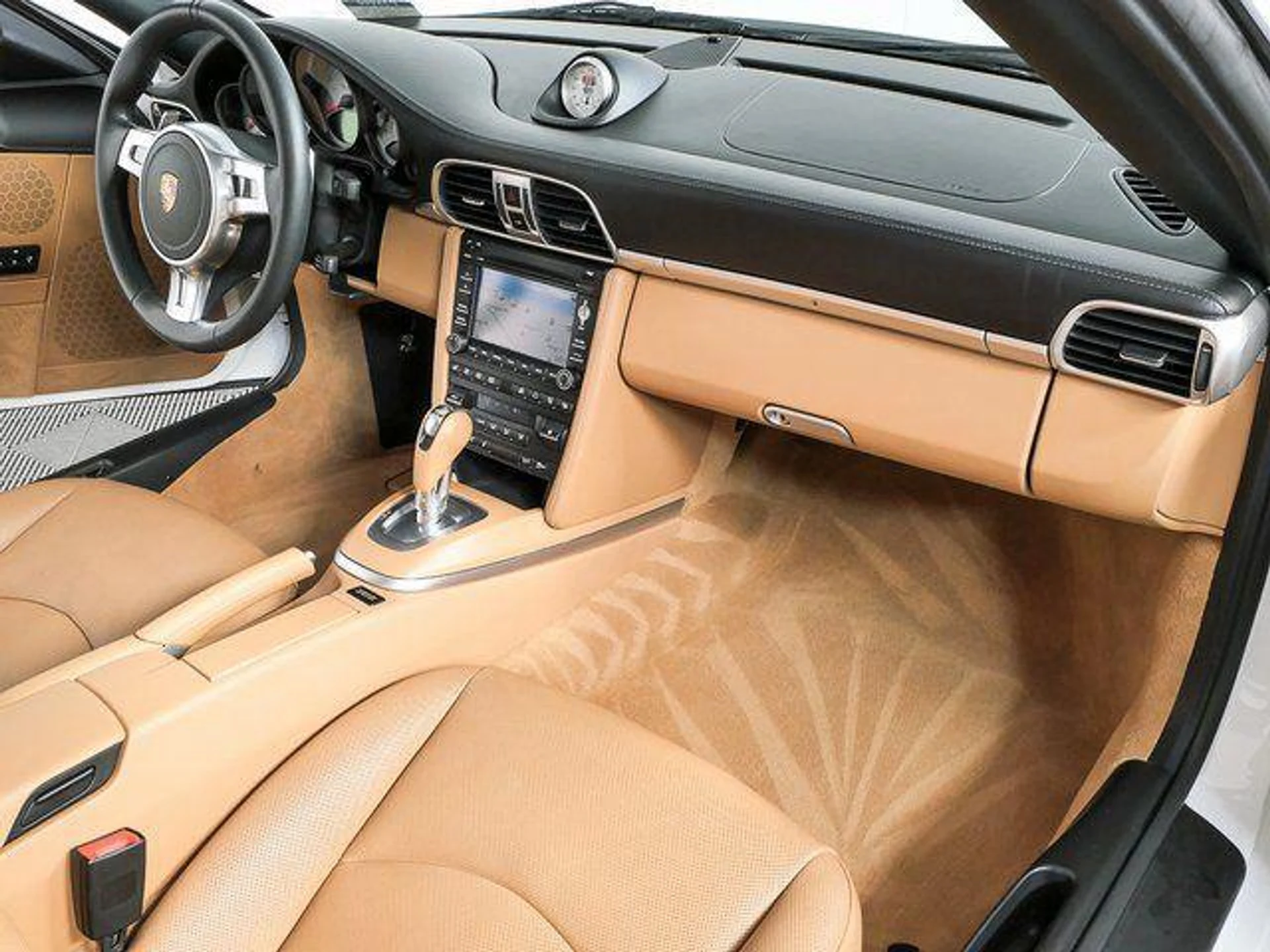 mph022_4276041542_ej_Z_Byi_Zt6_Bj_TU_8_V_Rs_GXL_61_BWD_Eo_2f4093a600