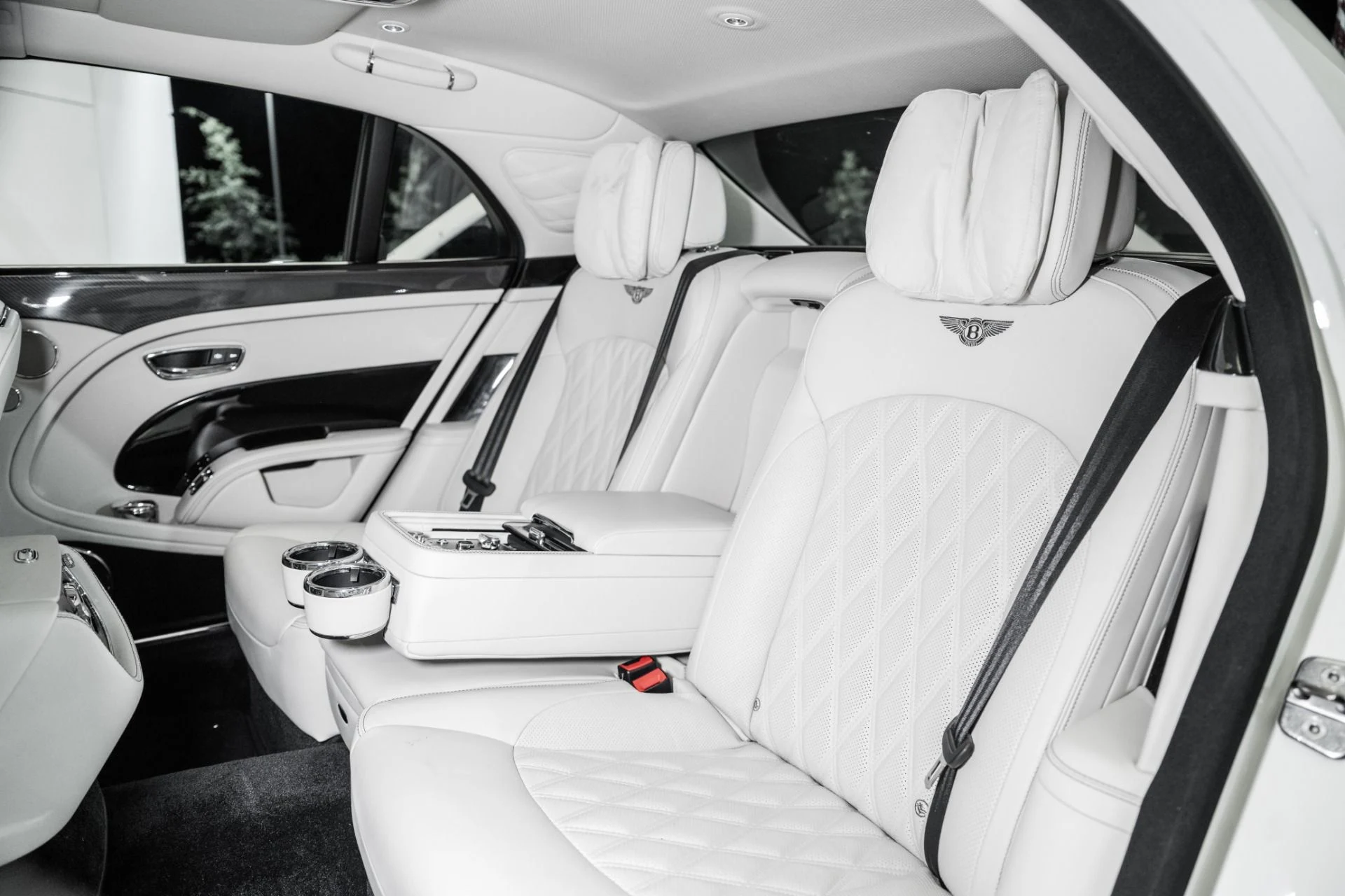 mph022_4279397071_Used_2017_Bentley_Mulsanne_Speed_1758377888_39fbf088b9