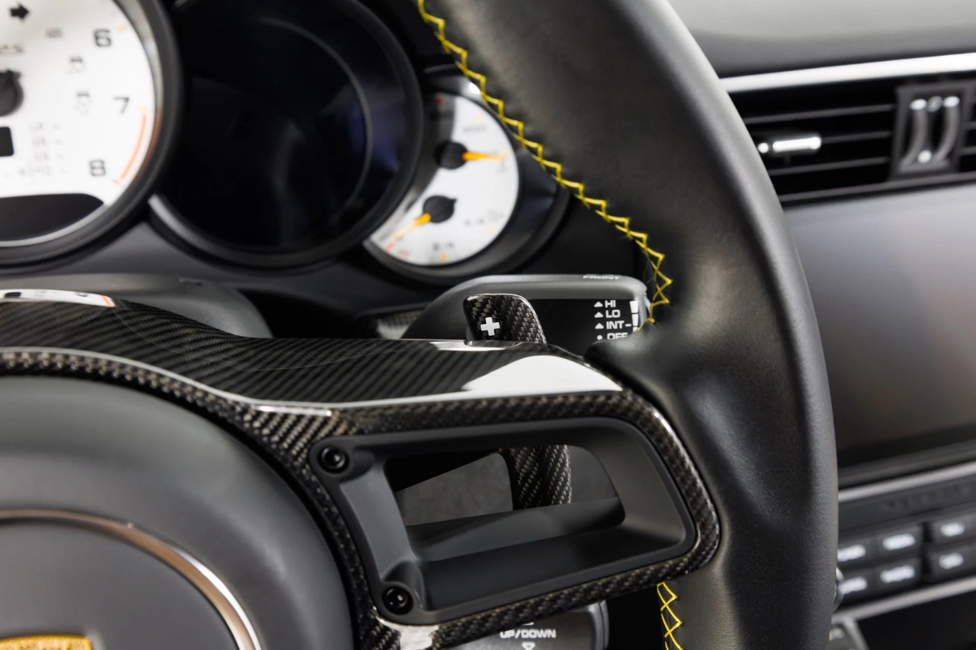 mph022_4280897366_Used_2018_Porsche_911_GT_2_RS_1787778678_e21f0b29c6