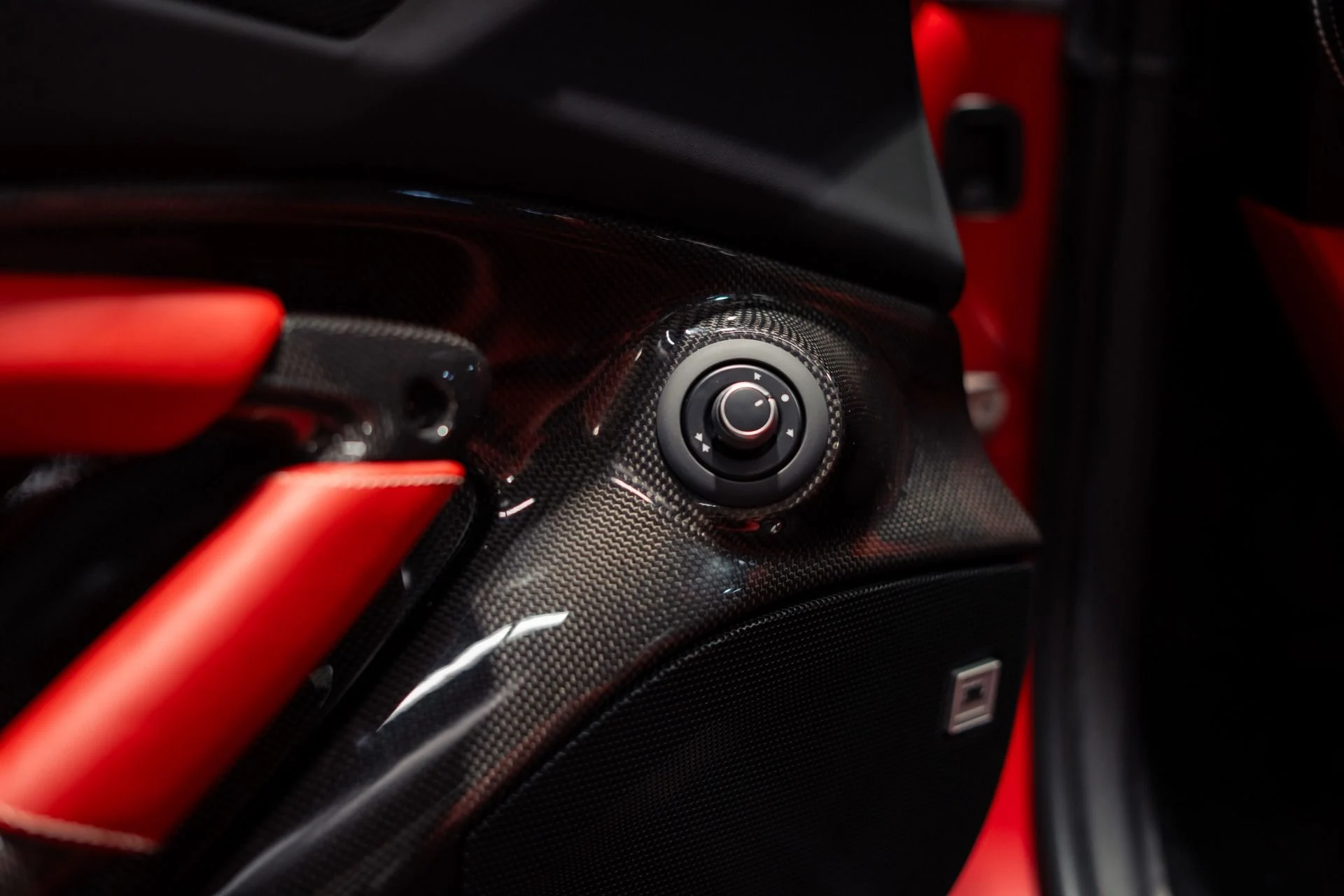 mph022_4284008283_Used_2022_Ferrari_F8_Spider_MASSIVE_500000_MSRP_1784234163_80ba37bfd2