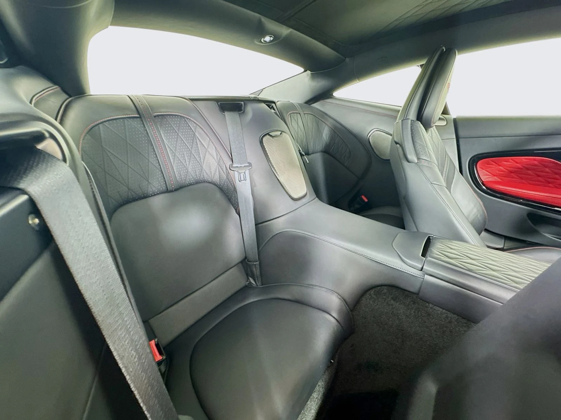 mph022_4284492500_4b8352ac391653f33e419da24c76c7cax_157c2f4fff