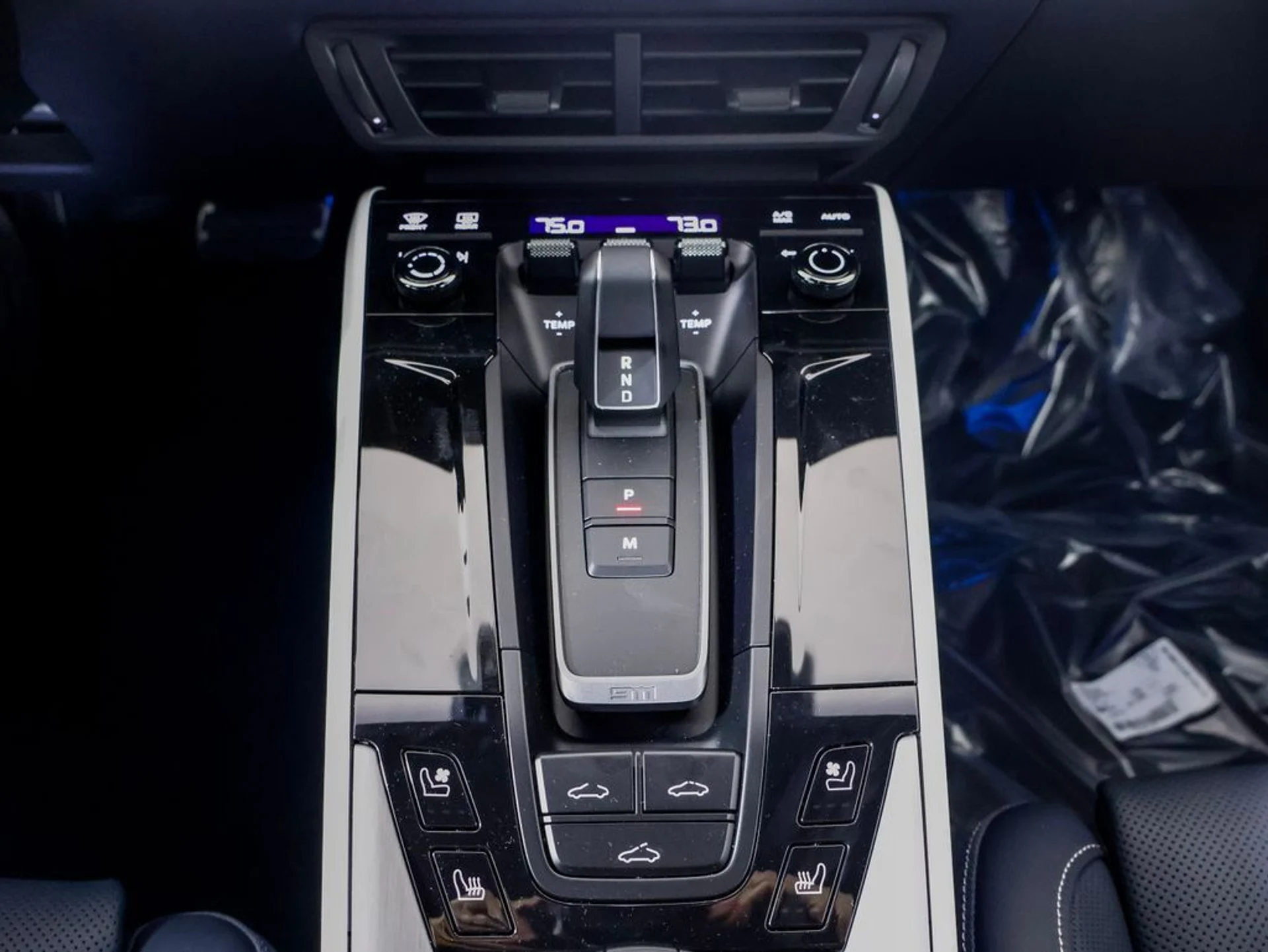 mph022_4291221664_cf330b38a2013863044a13c2c65dbbcex_9b82af7155