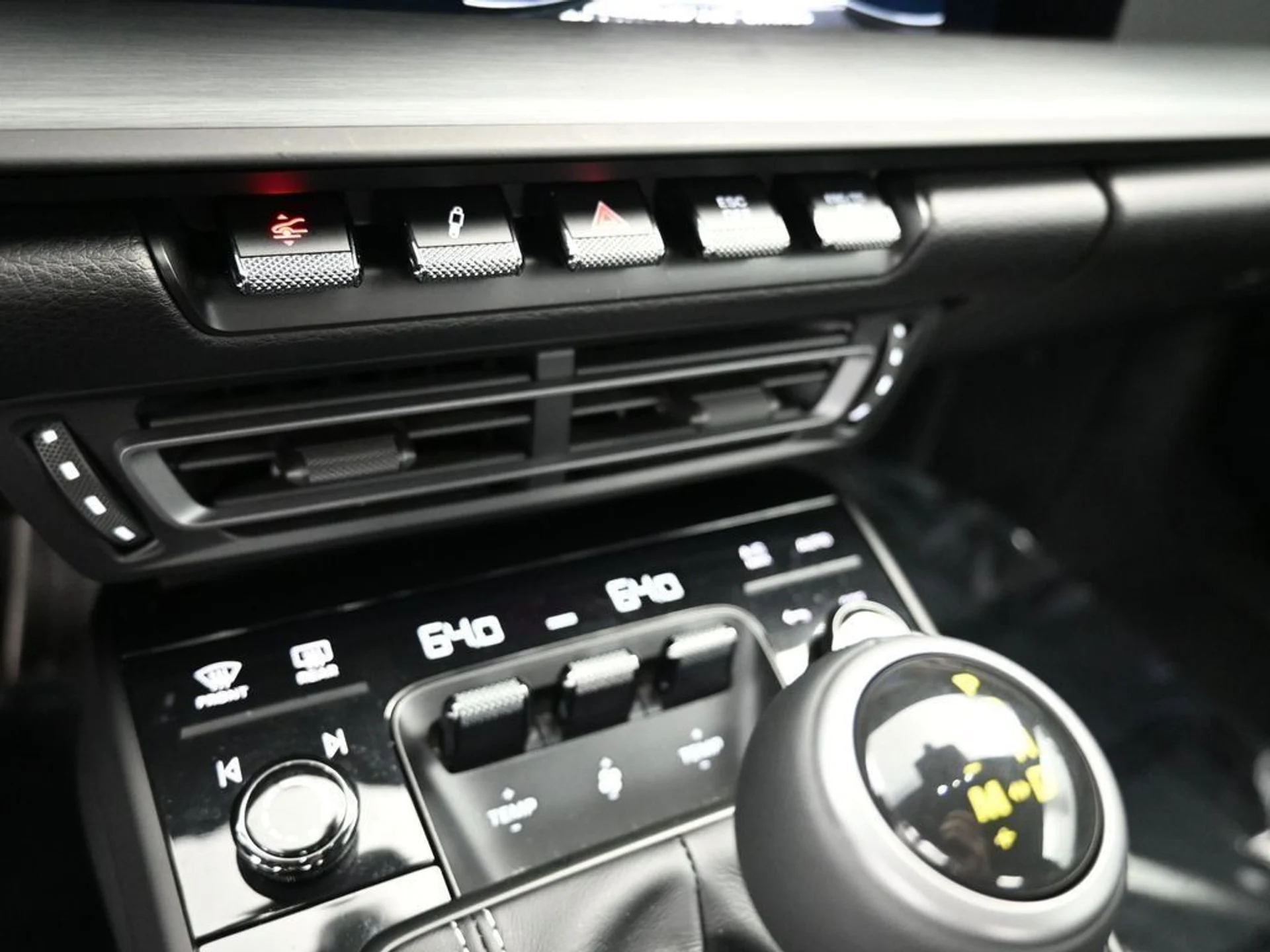 mph022_4292532766_b1469e59ee740381109385cdfca200bf_97650324ad