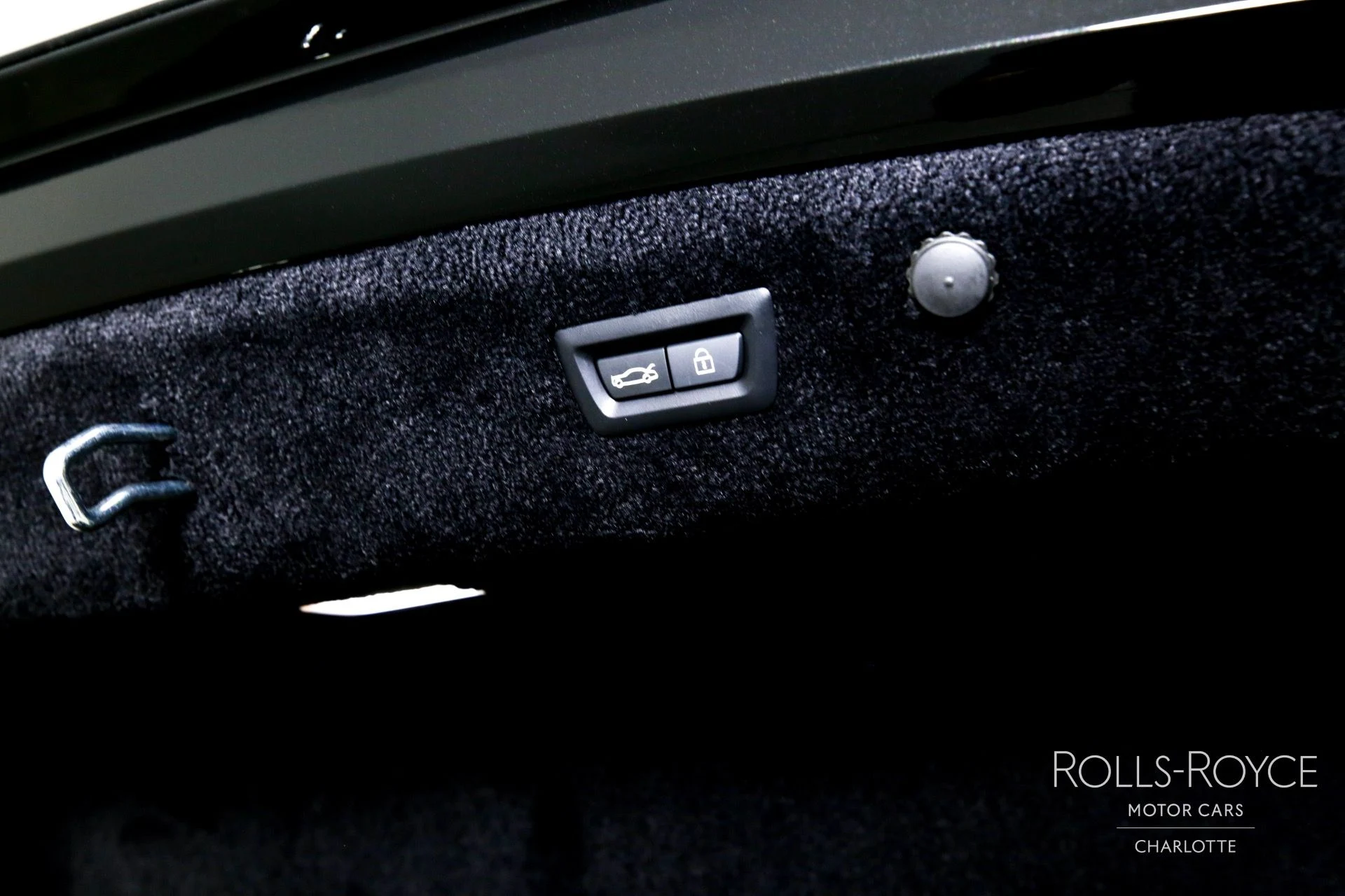 mph022_432346038_Used_2024_Rolls_Royce_Ghost_1746461568_6485aca252