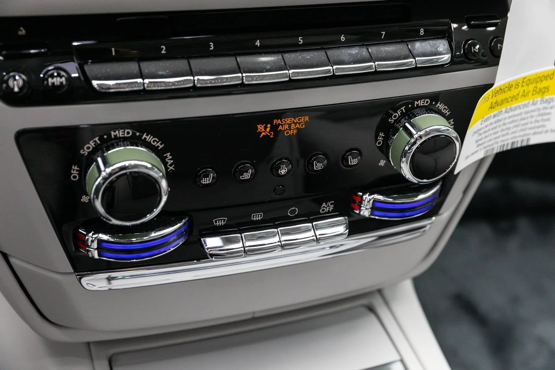 mph022_437910619_23_8601cc4d85