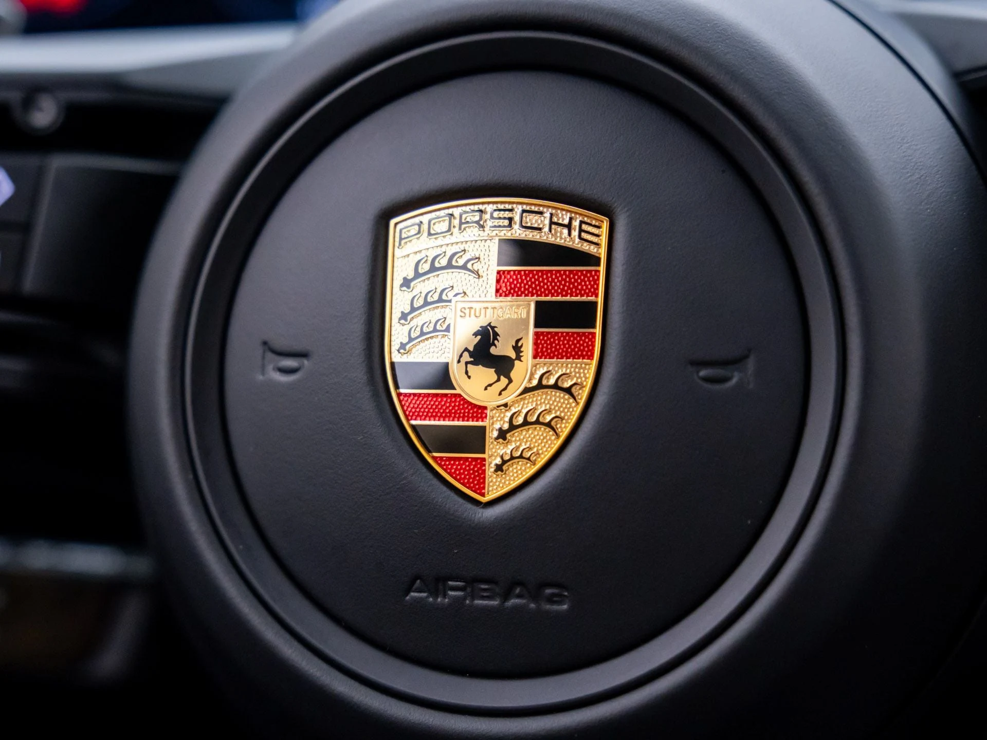 mph022_44443676_0bafe3e7f54211023a3fb17b557588ecx_e311c3fe70