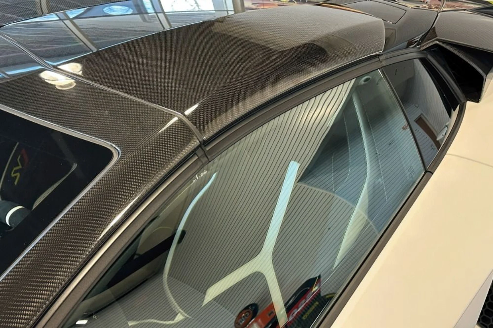 mph022_45220600_Used_2021_Lamborghini_Aventador_LP_770_4_SVJ_1765888214_0ff64685c3