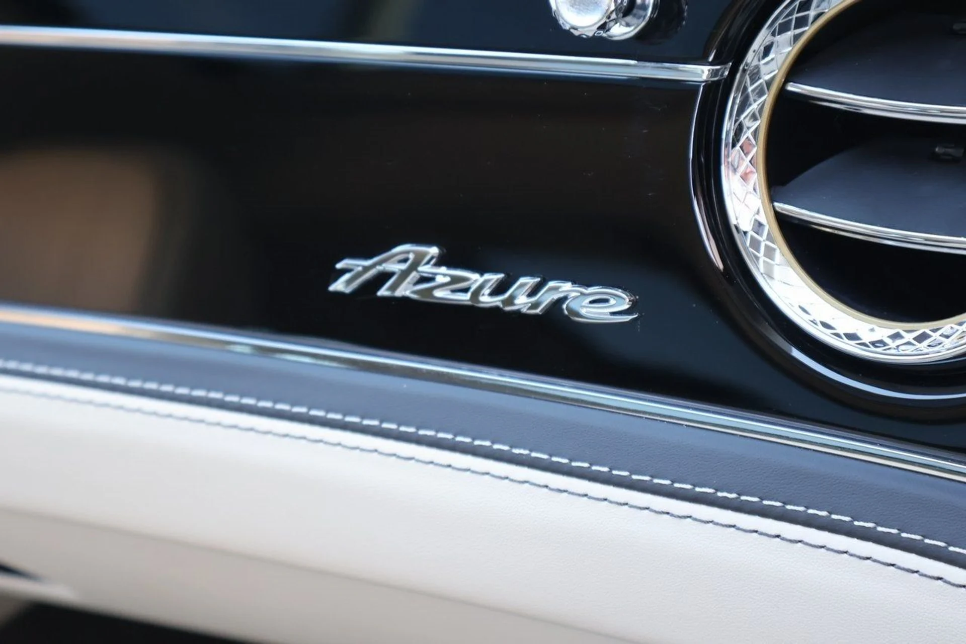 mph022_453199276_23_90814160e7