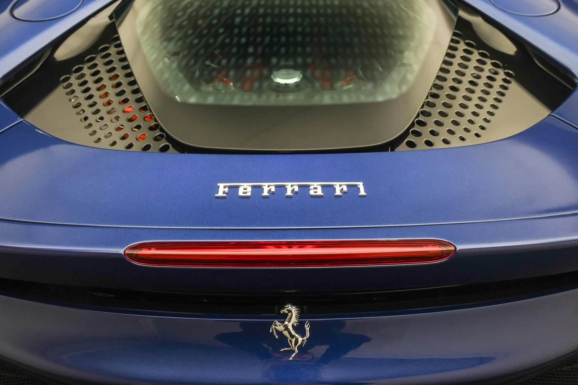 mph022_465286670_Used_2023_Ferrari_SF_90_Spider_1740041890_407e0e2959