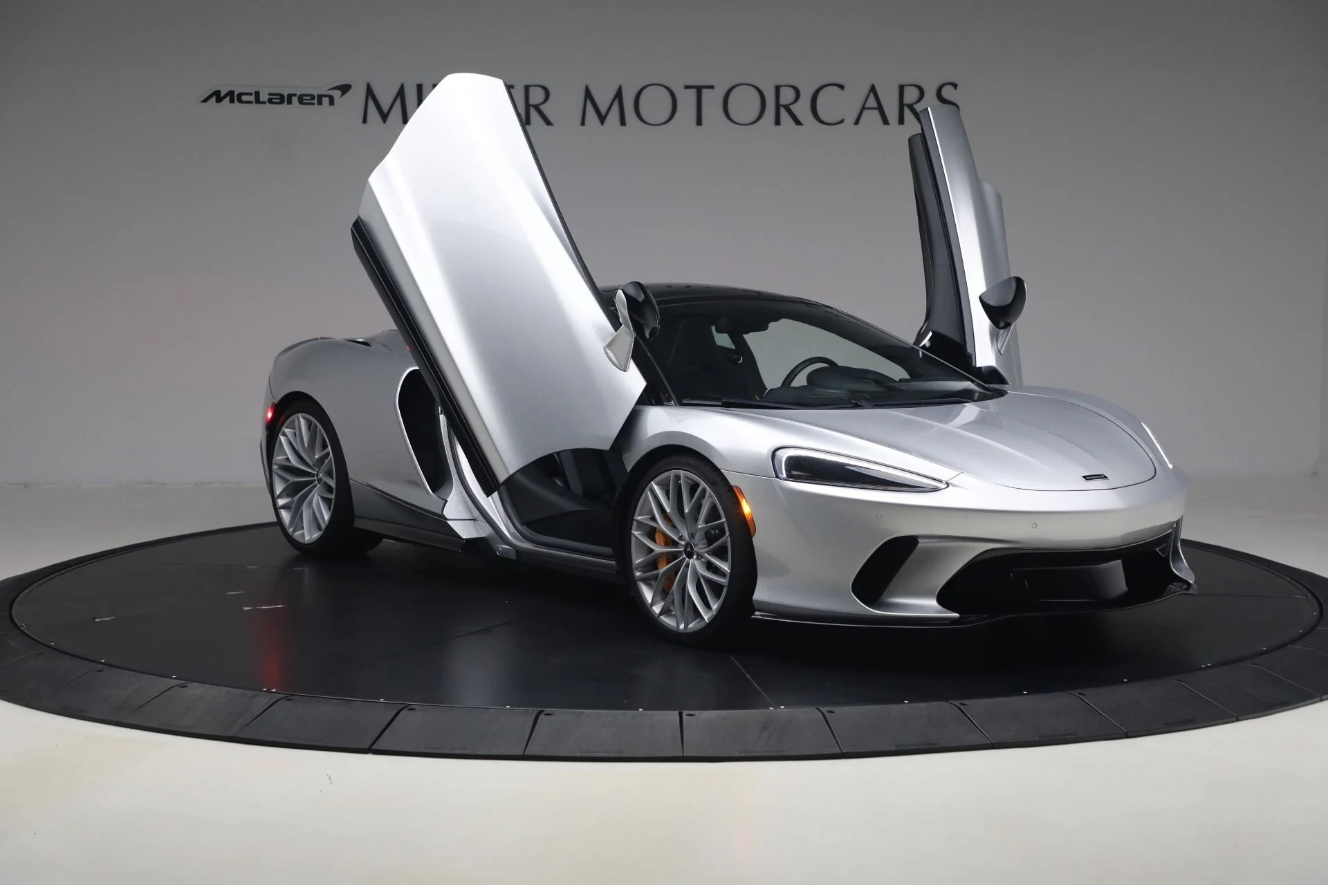 mph022_470893130_Used_2023_Mc_Laren_GT_Luxe_dd46e2d4a5
