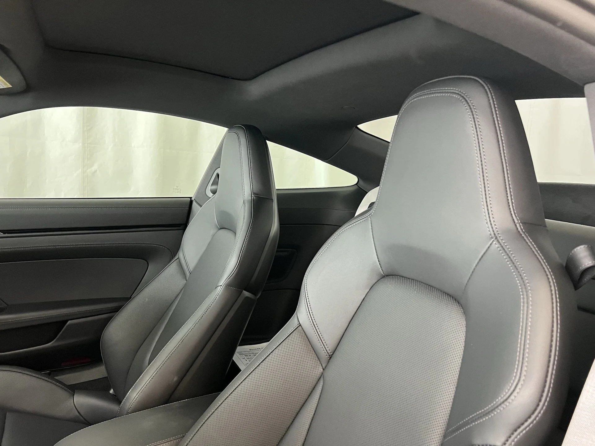 mph022_476916113_0f46b5e083b939b390e964e69a077365x_85e08f901e