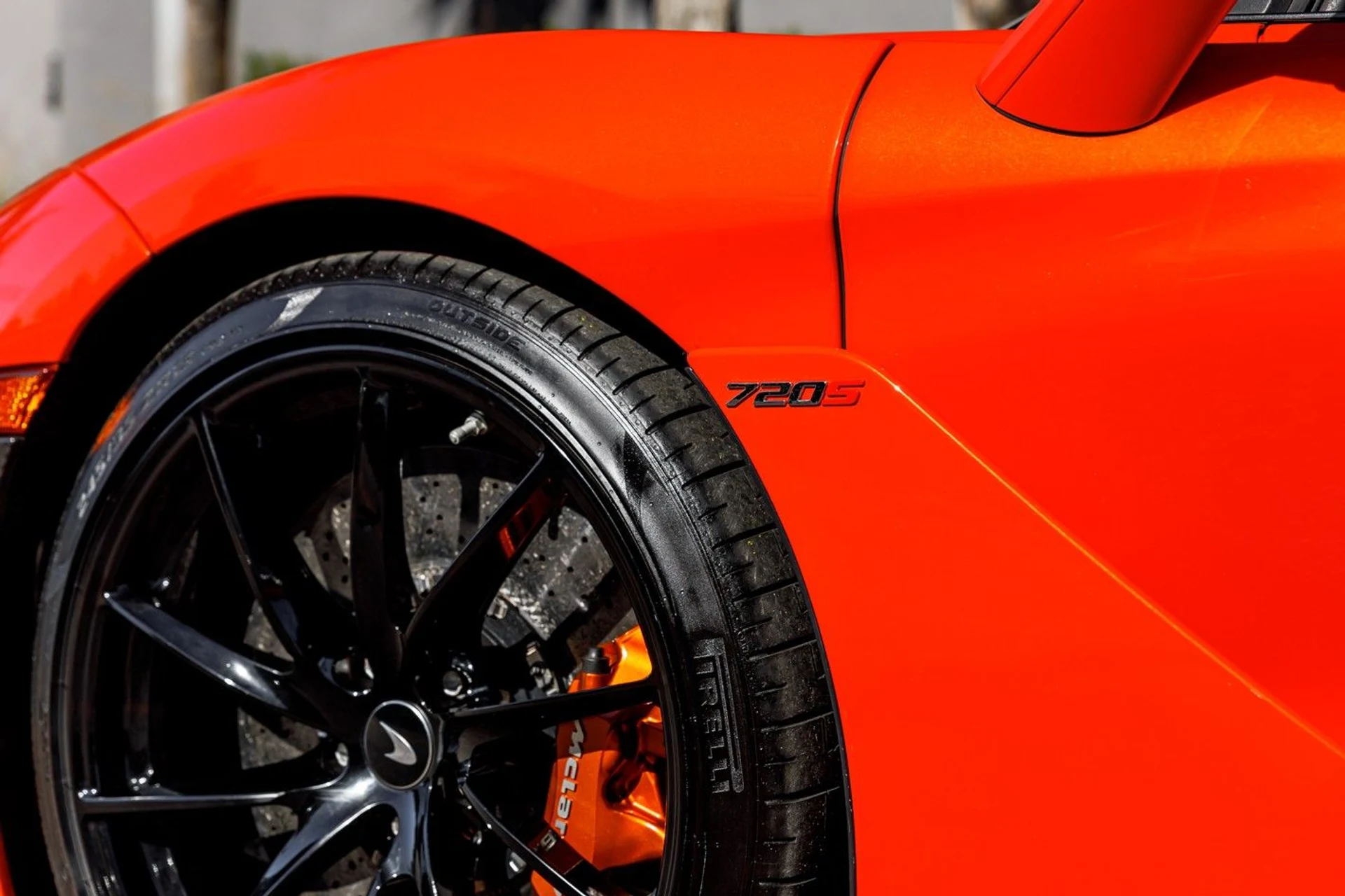 mph022_47723080_625_p23_l_fffcffdf39