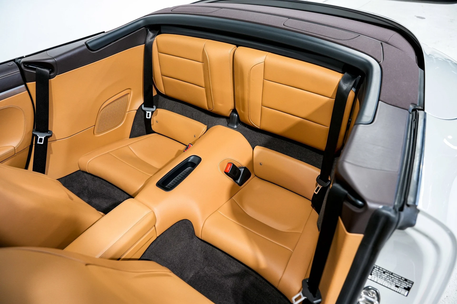 mph022_482114471_b77228963c12753782bbe0ee90b7816dx_f053b9ff18