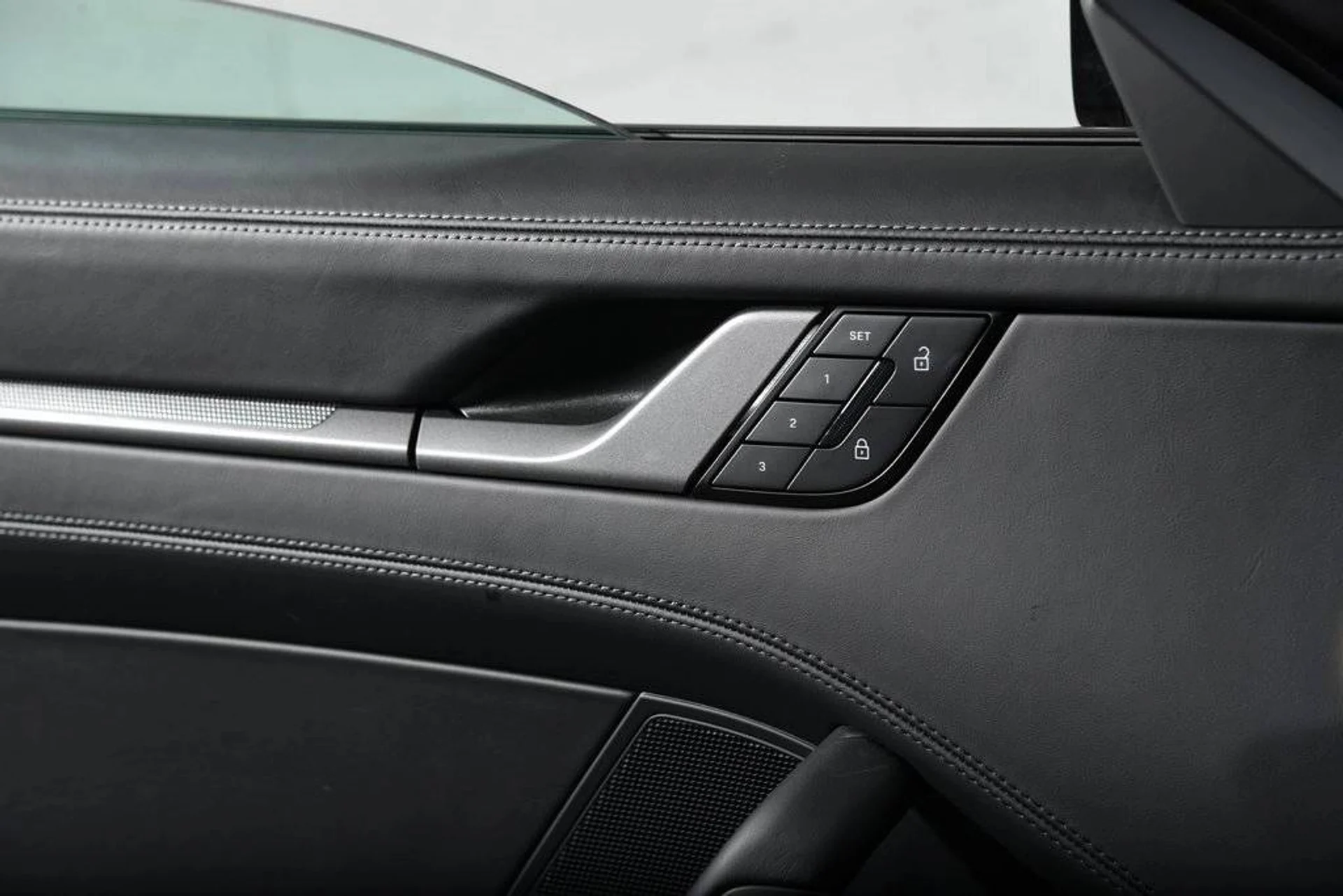 mph022_482673674_f8499b82a0531b7f474955e9bde8a4d4x_24778ac085