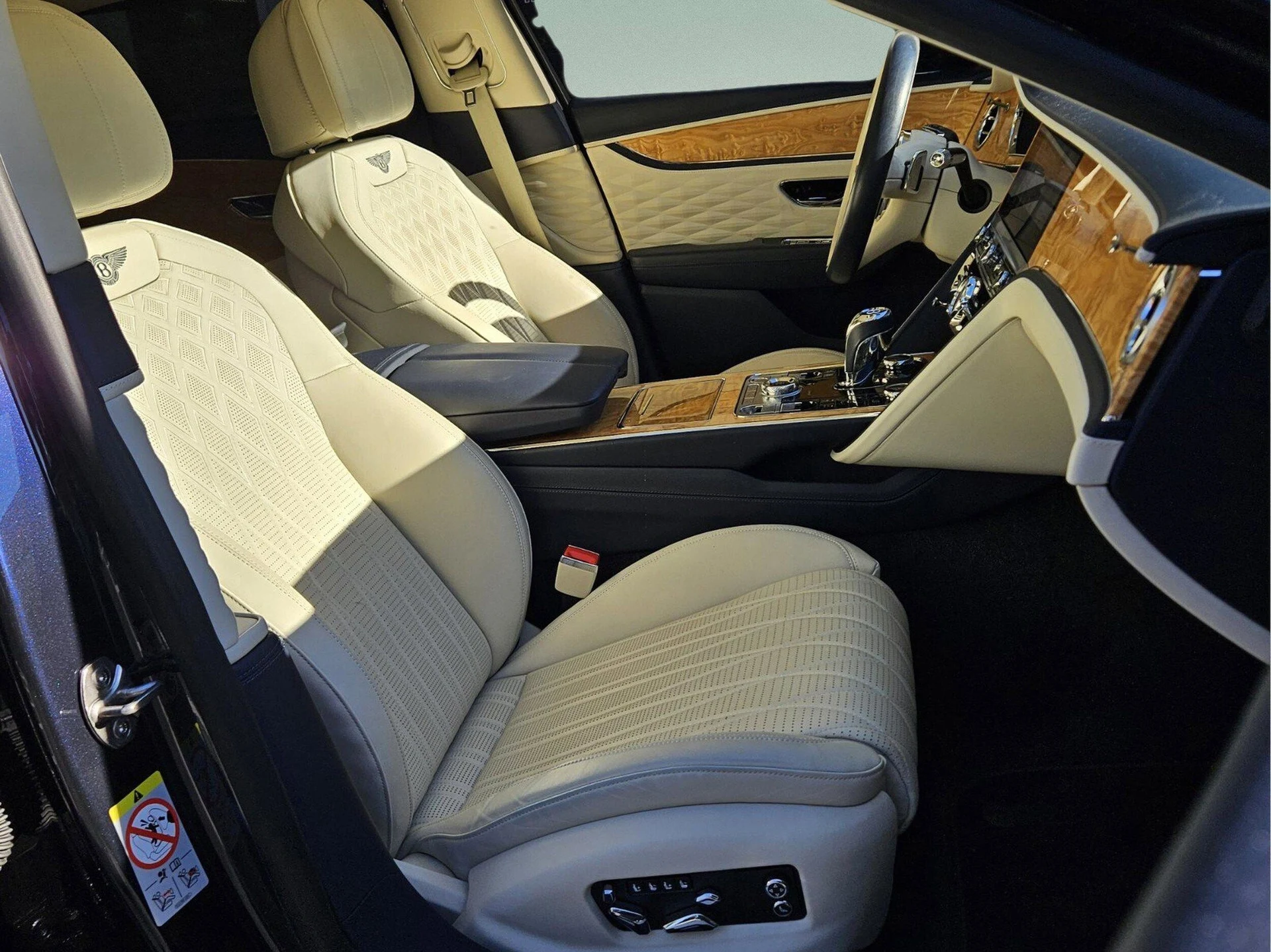 mph022_488413629_a8351c520d5283c01ad6fde5a09aa035x_eb4b9fe287