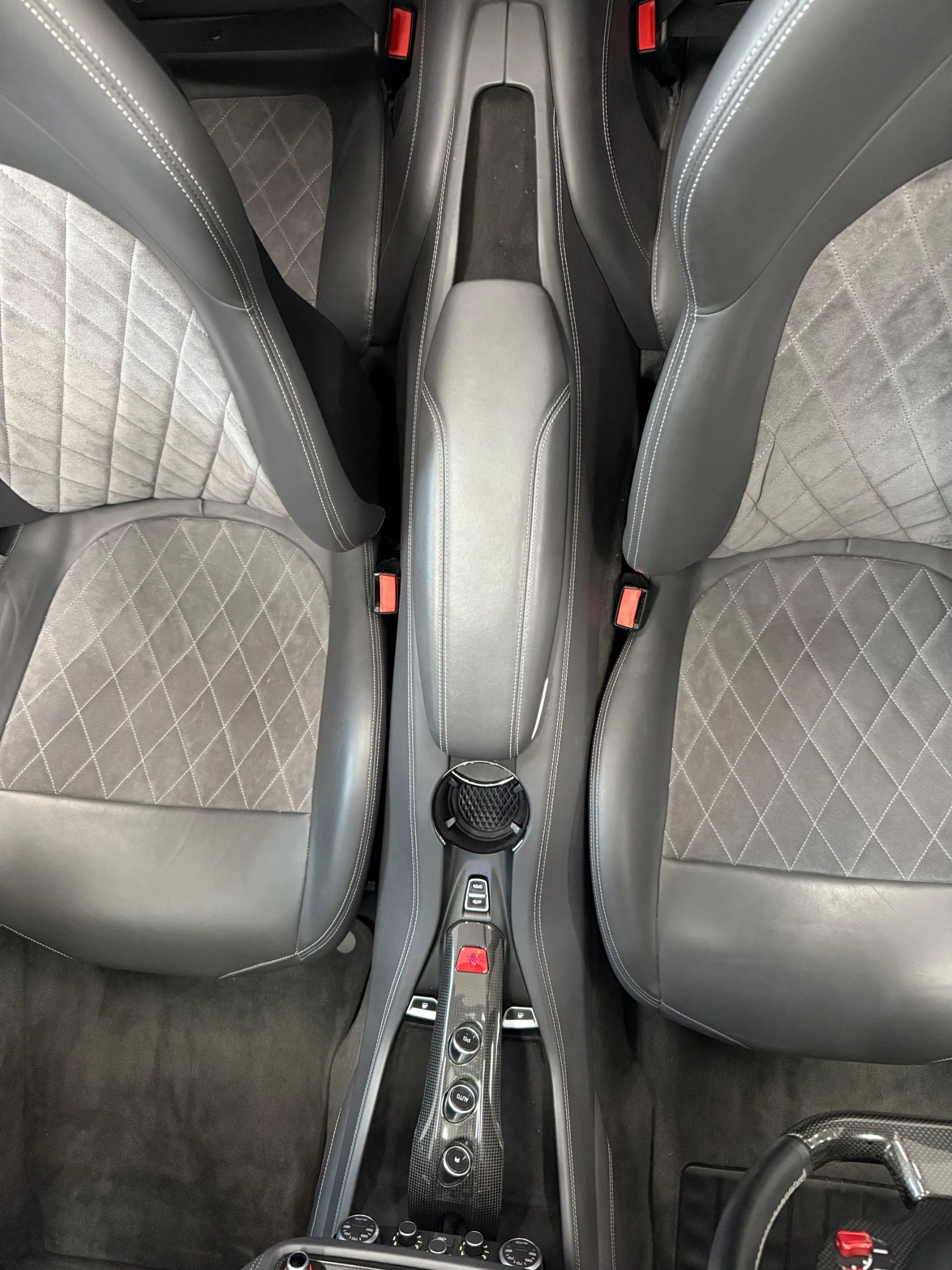 mph022_497667917_Used_2015_Ferrari_California_T_1754670246_540a59a15e
