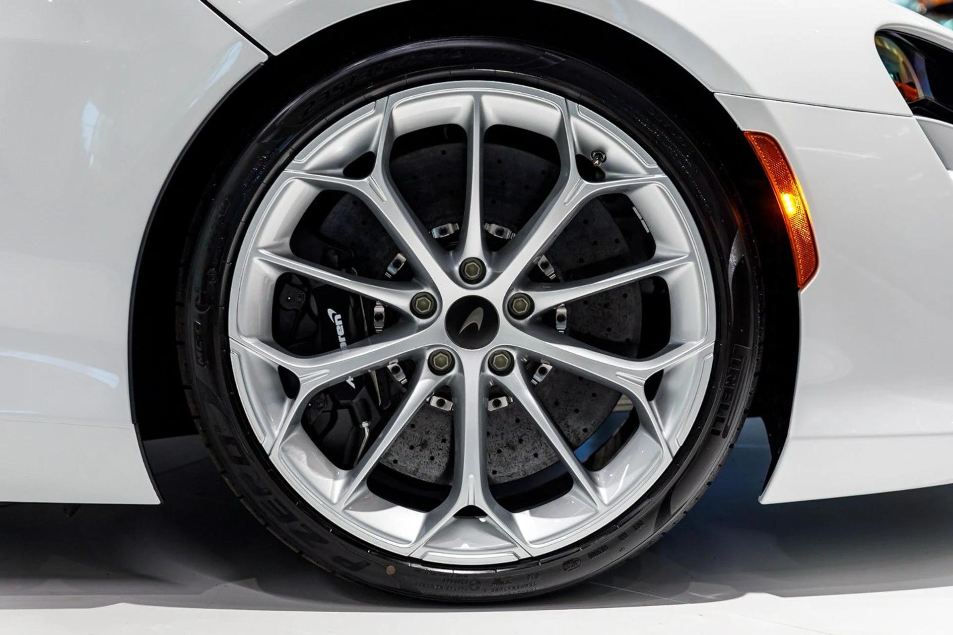 mph022_498124154_669_p23_l_cfcc105e27