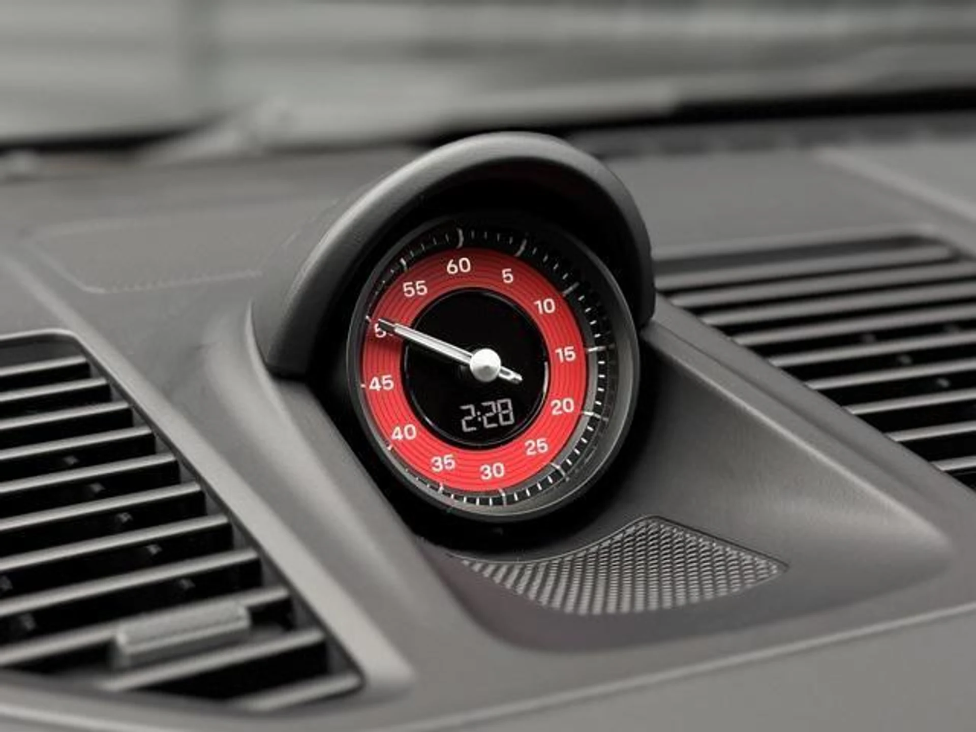 mph022_499303770_m9_TR_Swa84_HWVO_0kyyyb_PED_Je_I_U_c728fafdbc