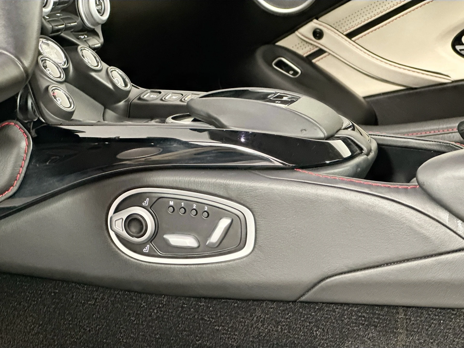 mph022_501553791_23_d447dc8ed9