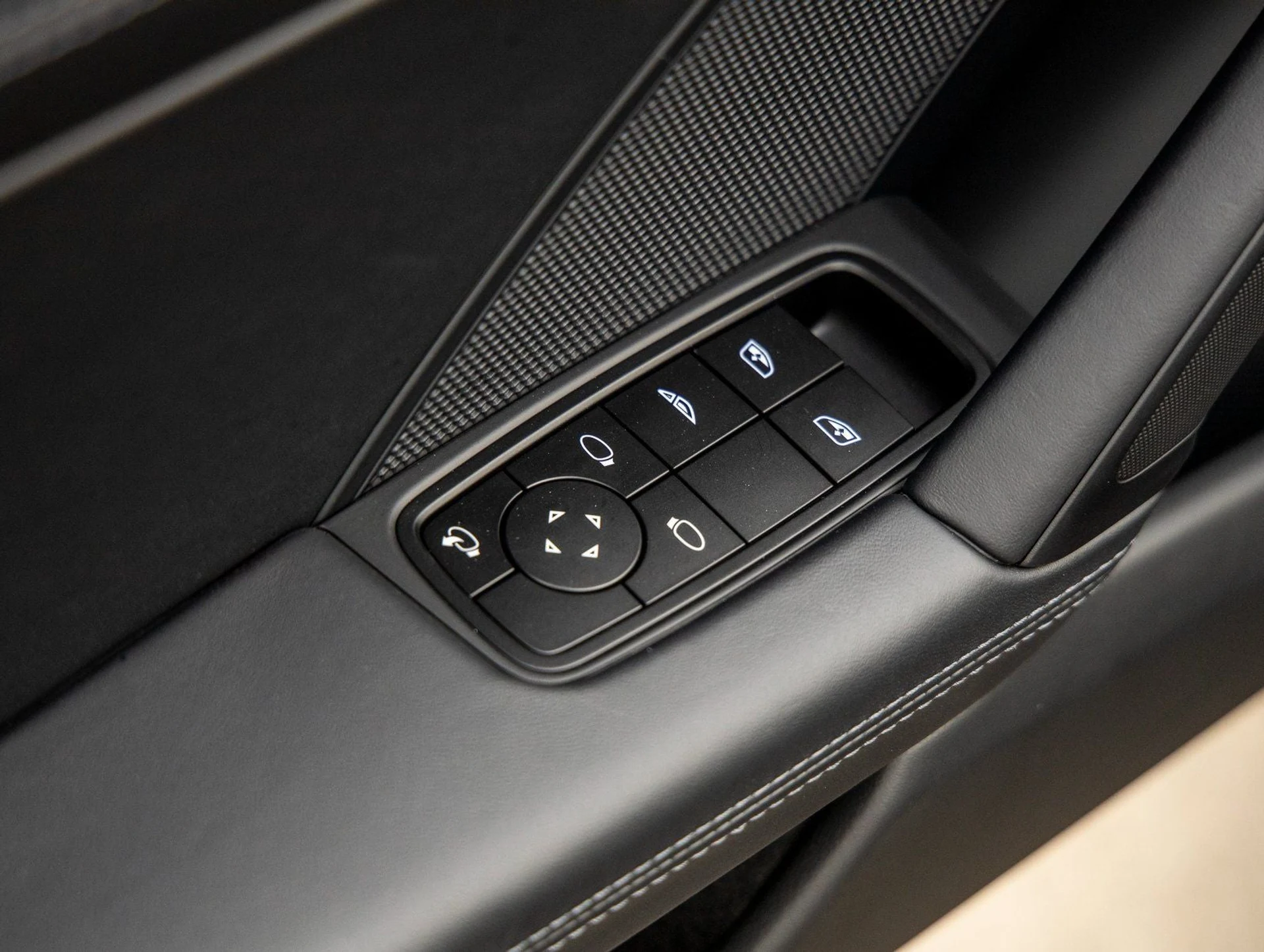 mph022_505097081_23_8e48343240