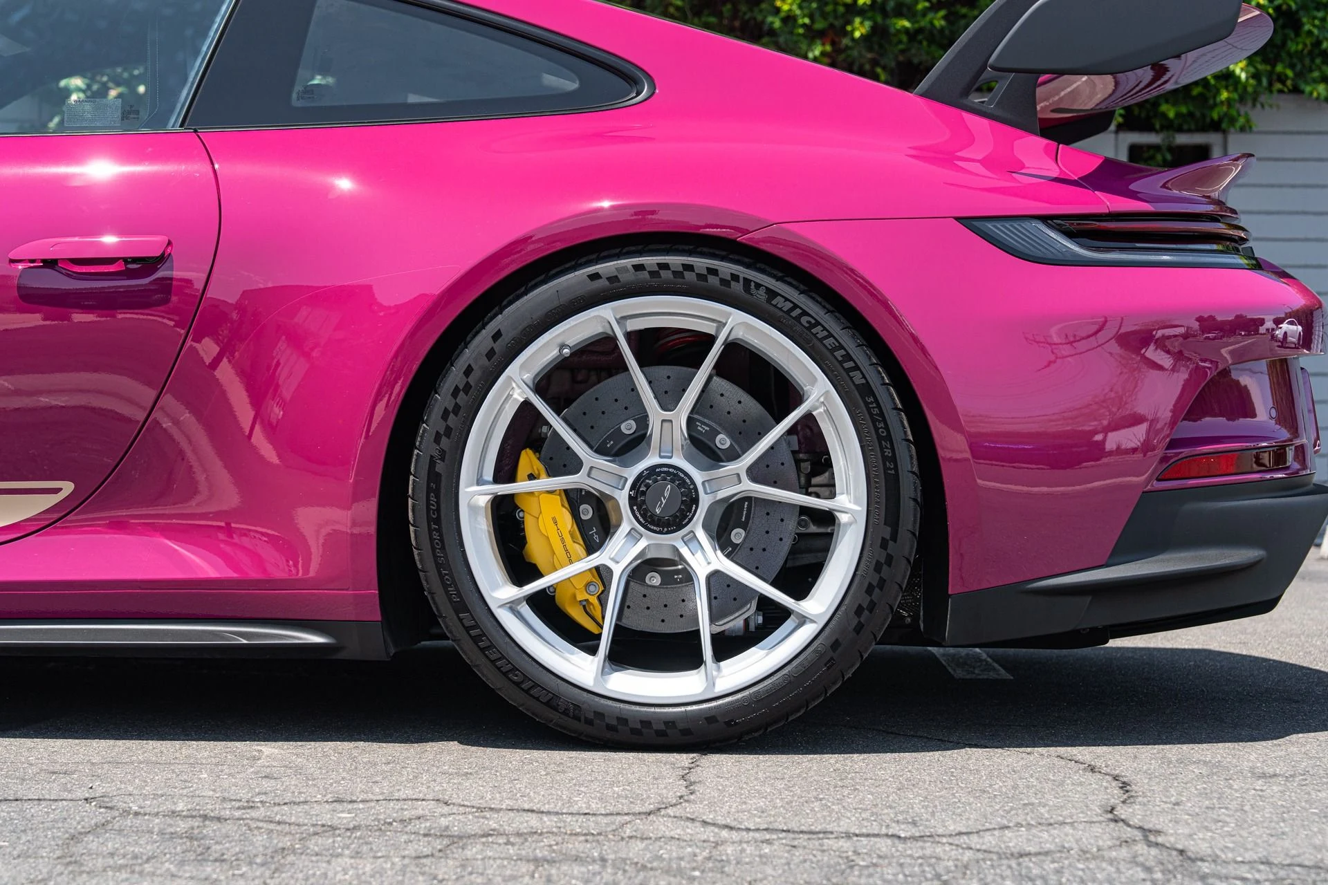 mph022_506437145_Used_2024_Porsche_911_GT_3_1753158568_eda539f54b