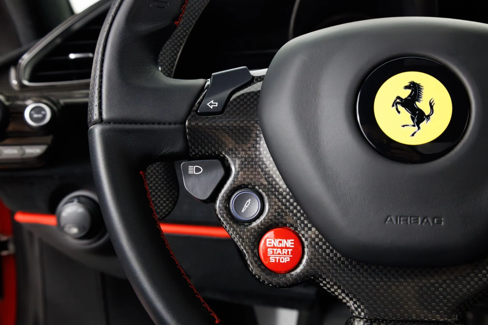 mph022_510694142_Used_2020_Ferrari_488_Pista_1775510999_56f5d0a529