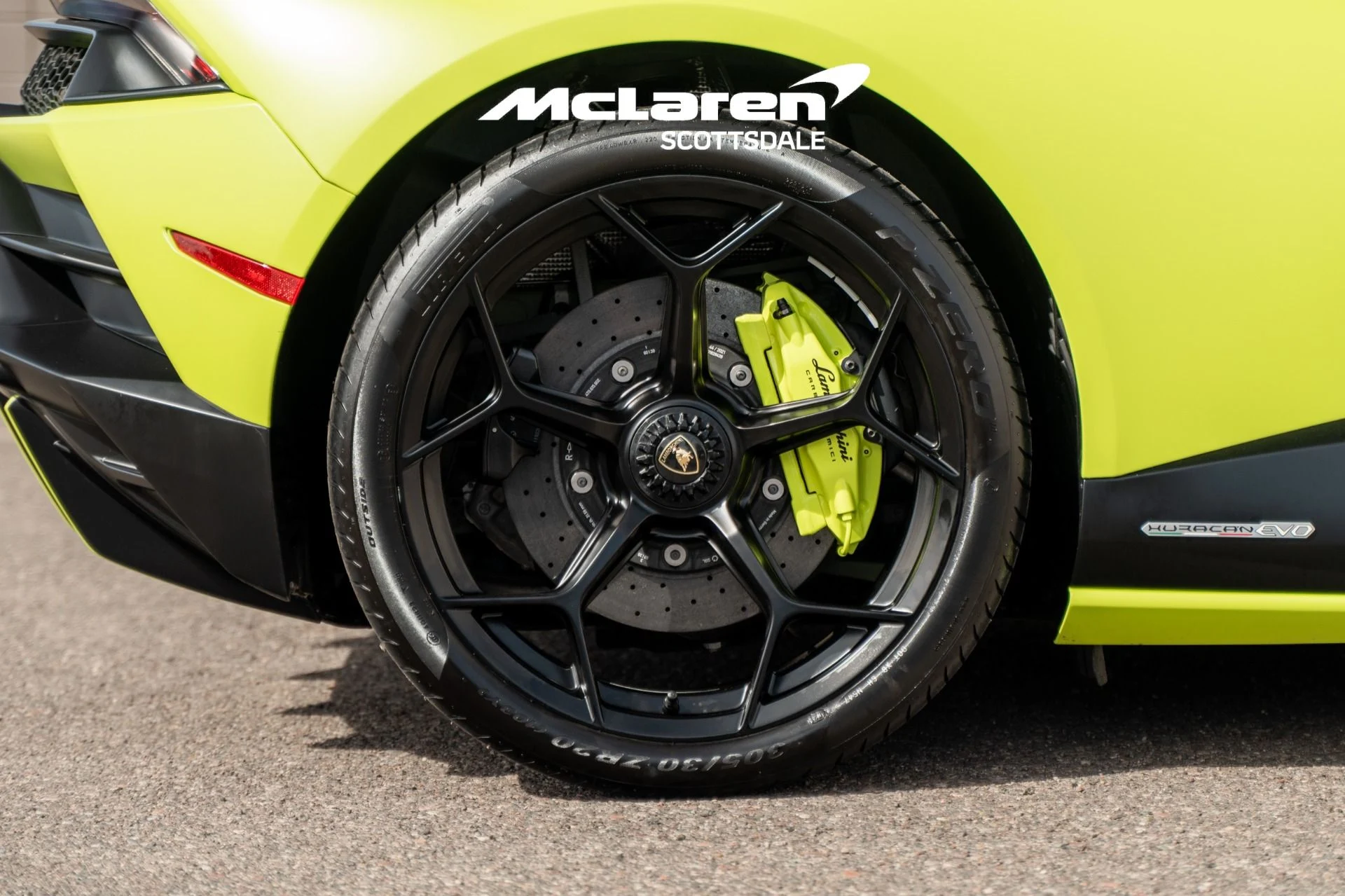 mph022_51091134_Used_2022_LAMBORGHINI_HURACAN_EVO_1762550693_356720d1b6