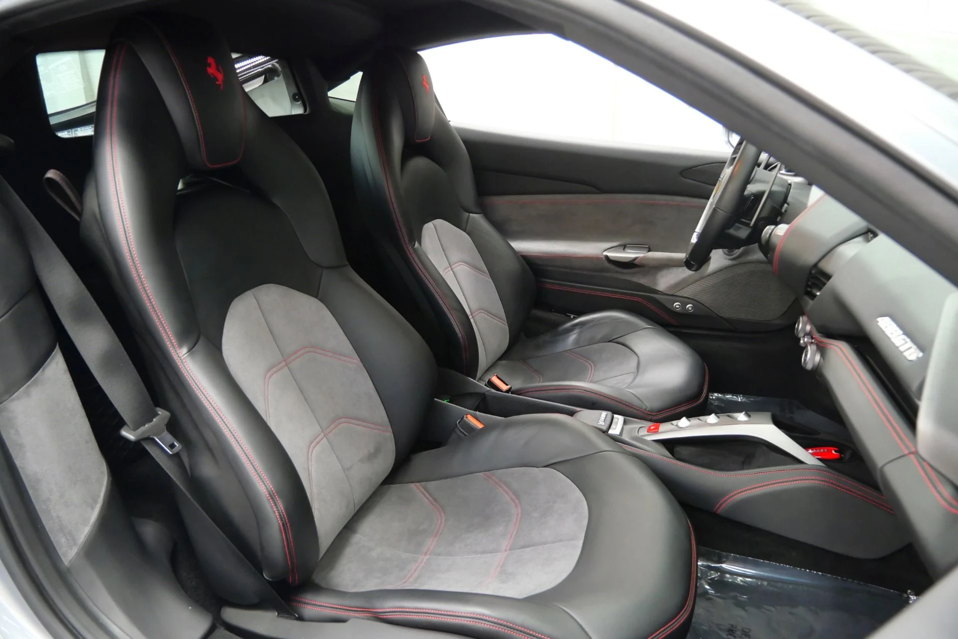 mph022_511512344_Used_2018_Ferrari_488_GTB_660_Horsepower_Leather_and_Alcantara_Seats_Forged_Wheels_1757341188_00a7d6a24b