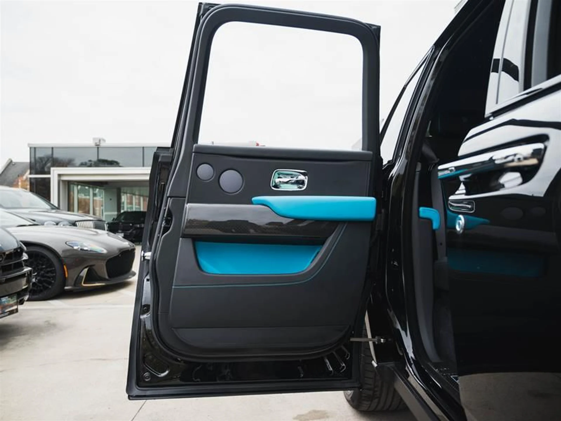 mph022_514348690_vcvbwh54_3f60421850