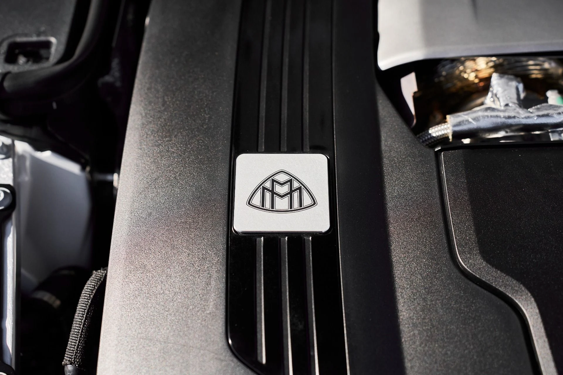 mph022_514725641_Used_2026_Mercedes_Benz_SL_Class_Maybach_SL_680_1764902701_e9a5426309