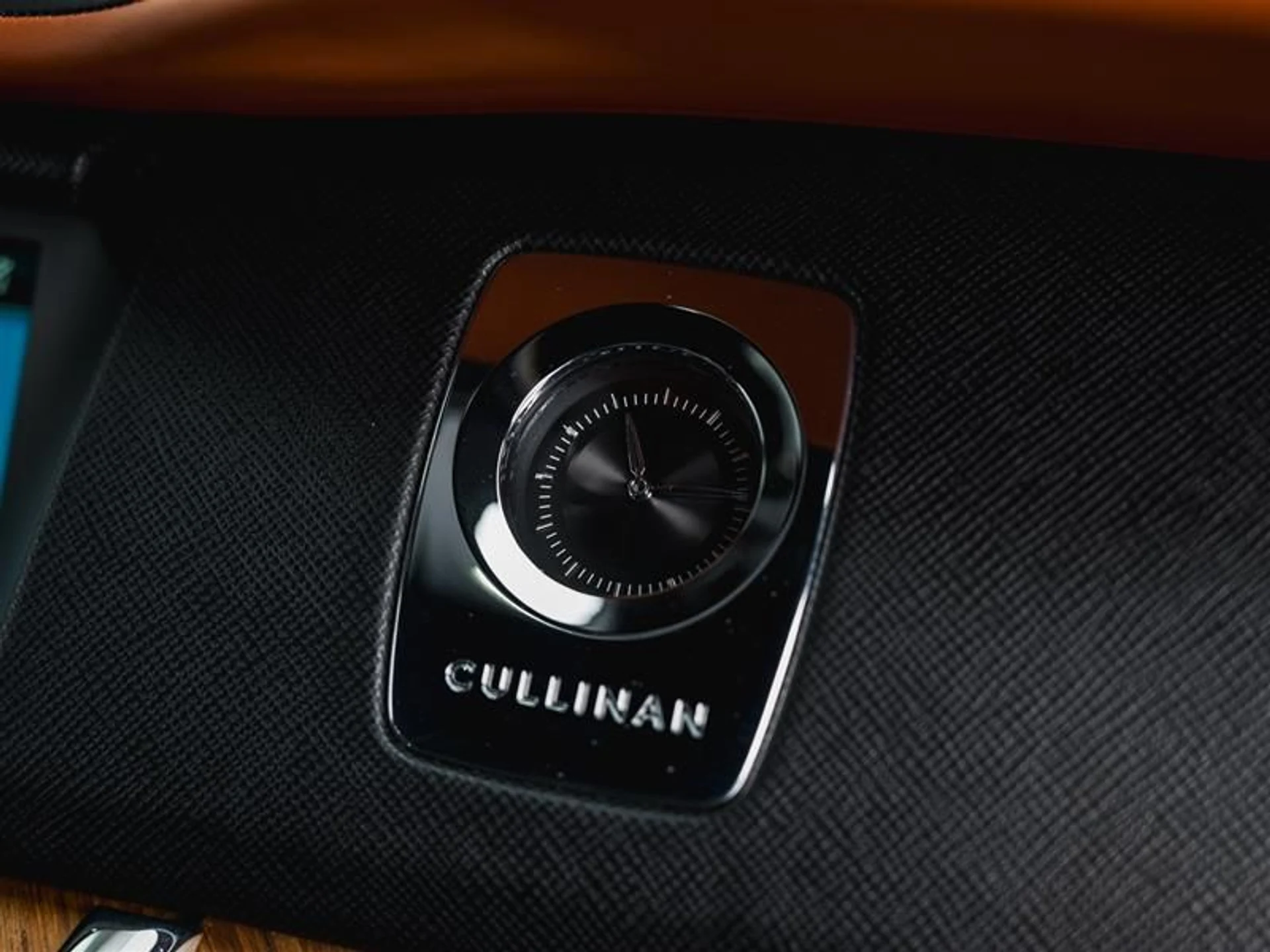 mph022_517976195_hlrefel1_f1abee251d