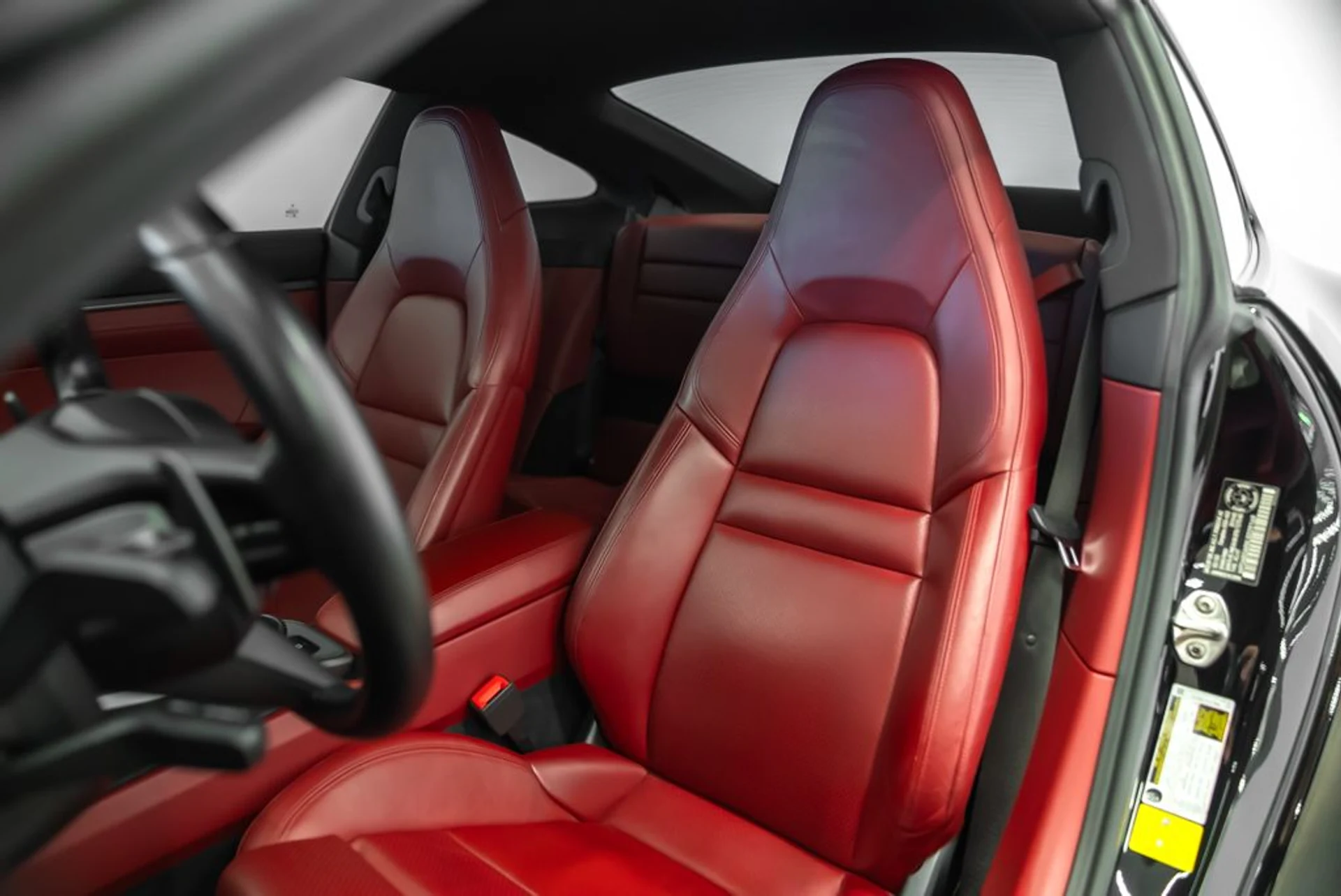 mph022_520754775_porsche_911_2020_jpg_v_1781715934_14fc293453