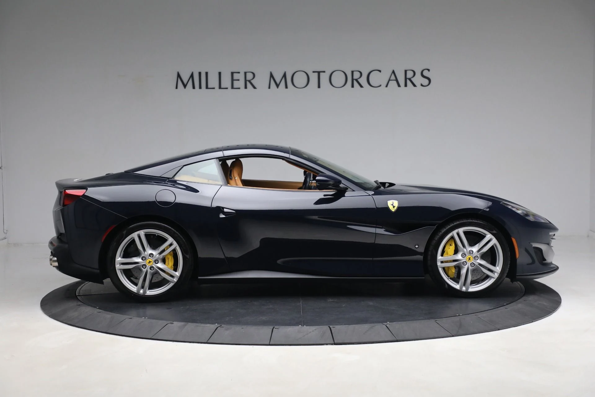 mph022_521733771_Used_2019_Ferrari_Portofino_d8ae194cb6