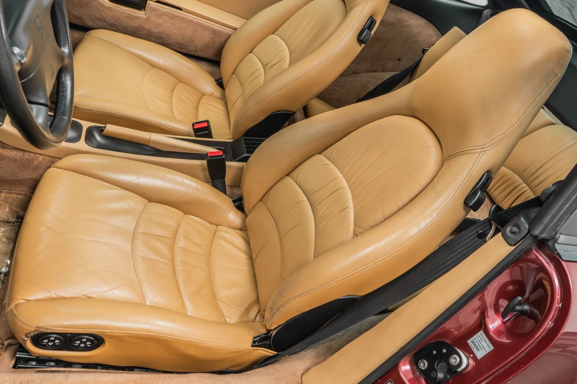 mph022_525760844_Used_1997_Porsche_911_Carrera_Targa_1752612913_99766db547