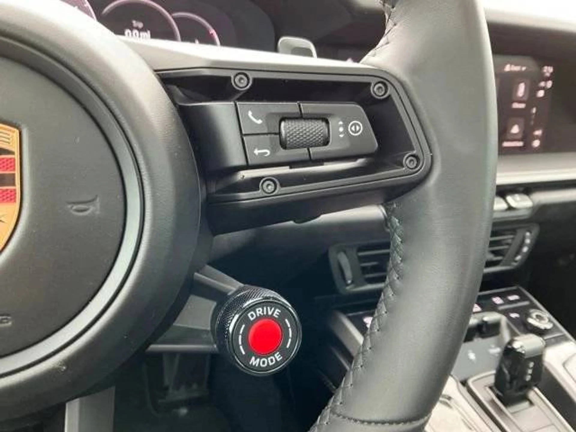 mph022_526391971_1280_5caf168f0a