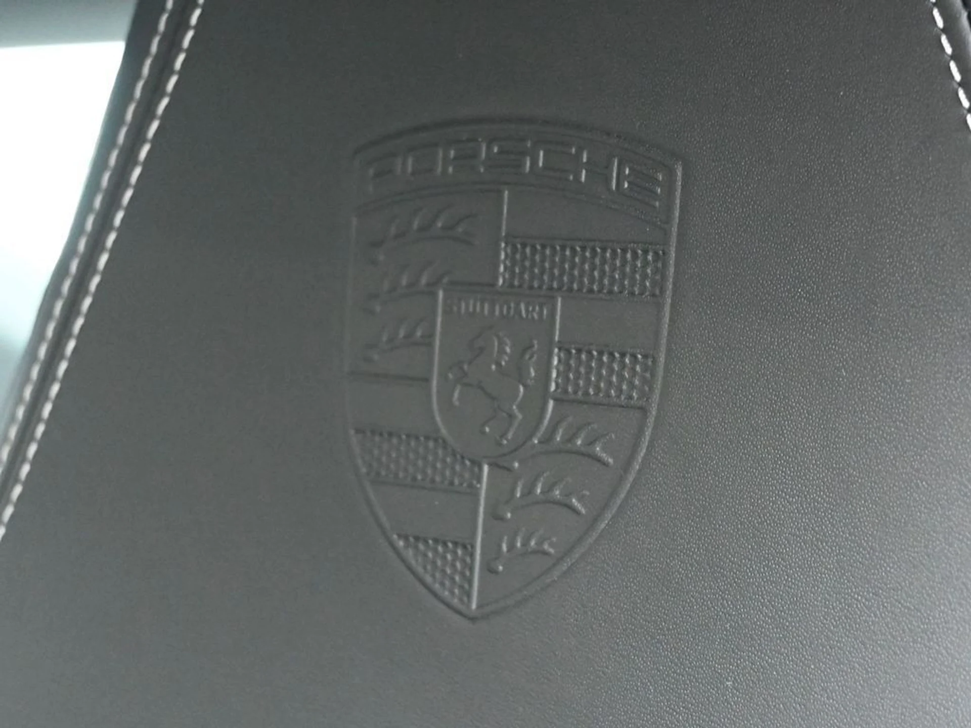 mph022_52899631_712069388460010a8893c03255971e39_d9d4a45487