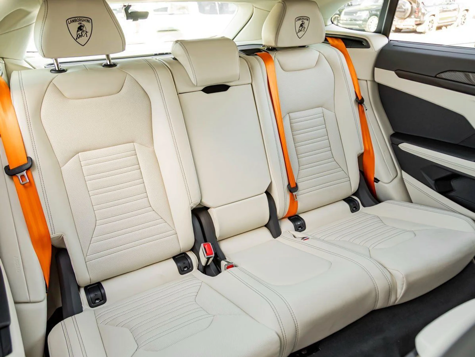 mph022_52956385_23_69bdd2b429